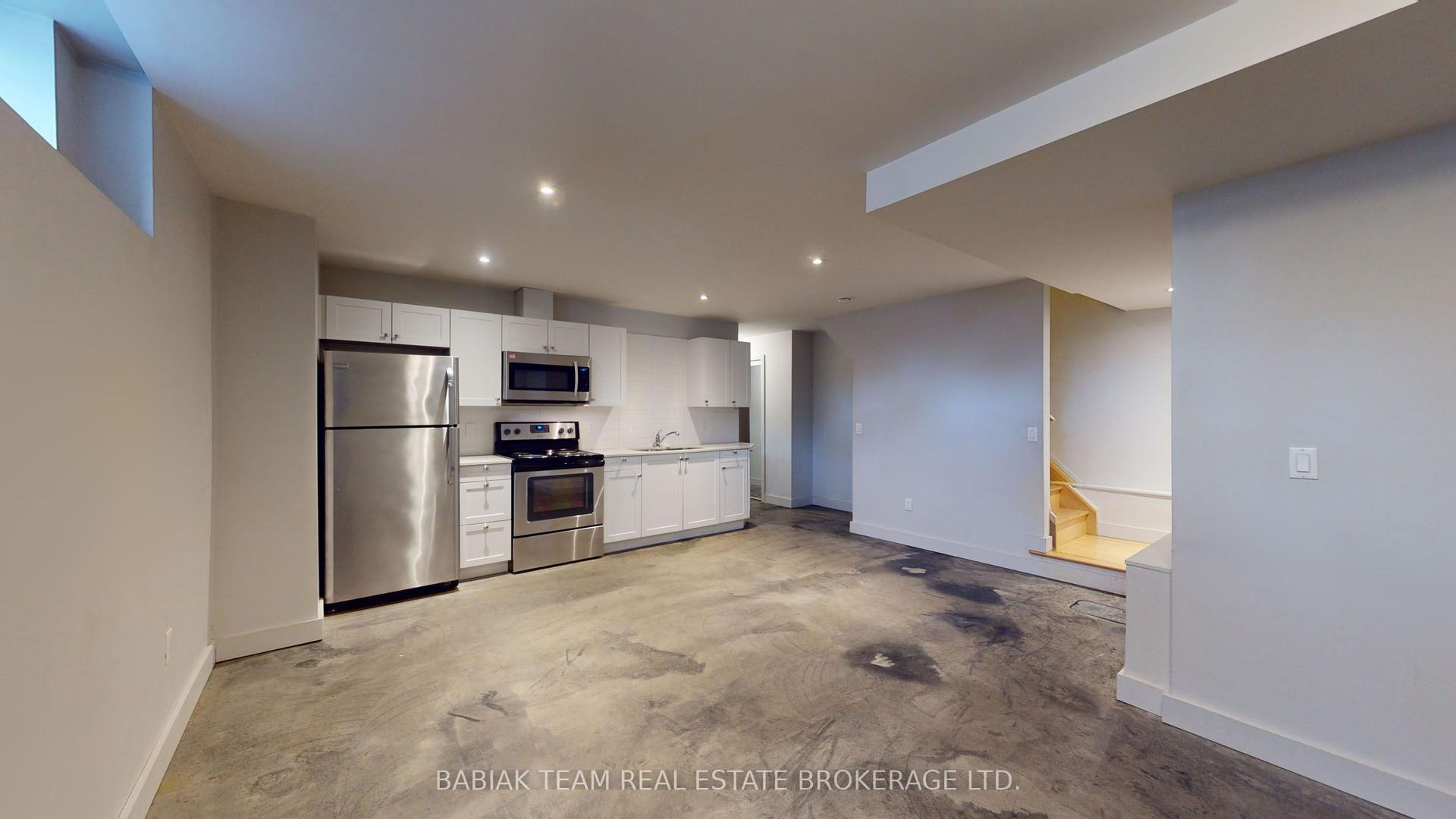 187 Jane Street B2 #B2, Toronto — Multiplex for lease, photo 1
