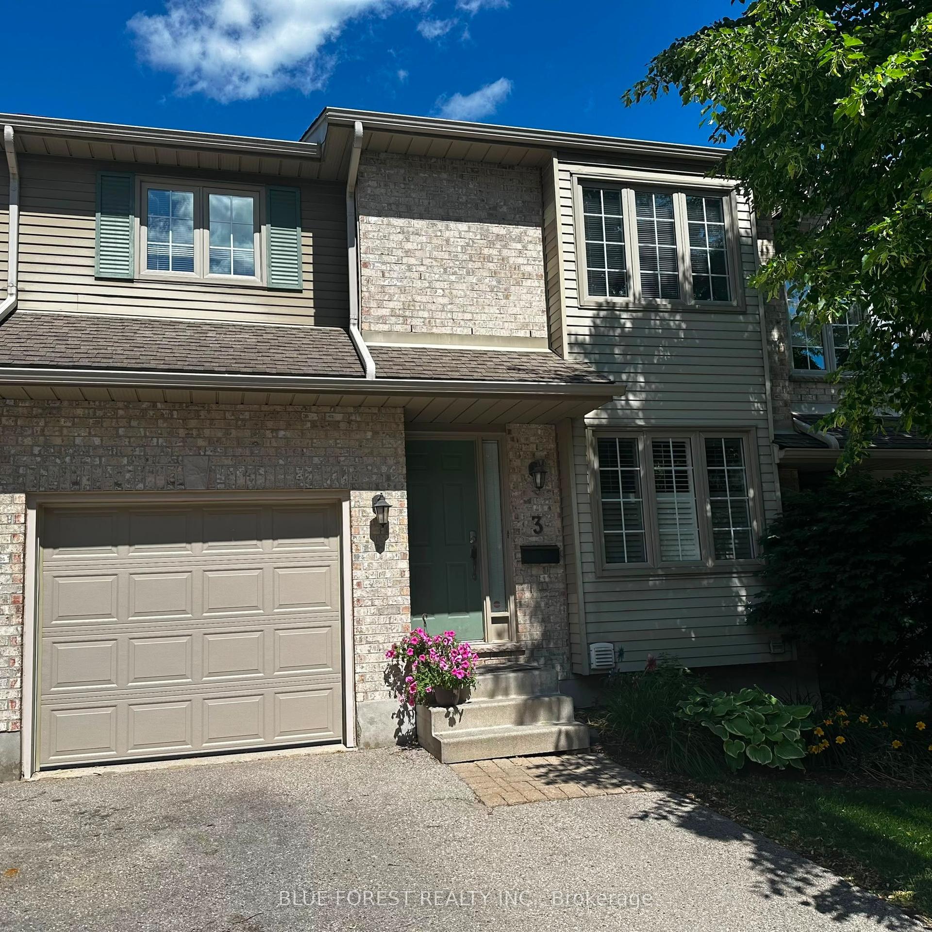 410 Ambleside Drive 3 #3, London North — Condo Town for sale, photo 1