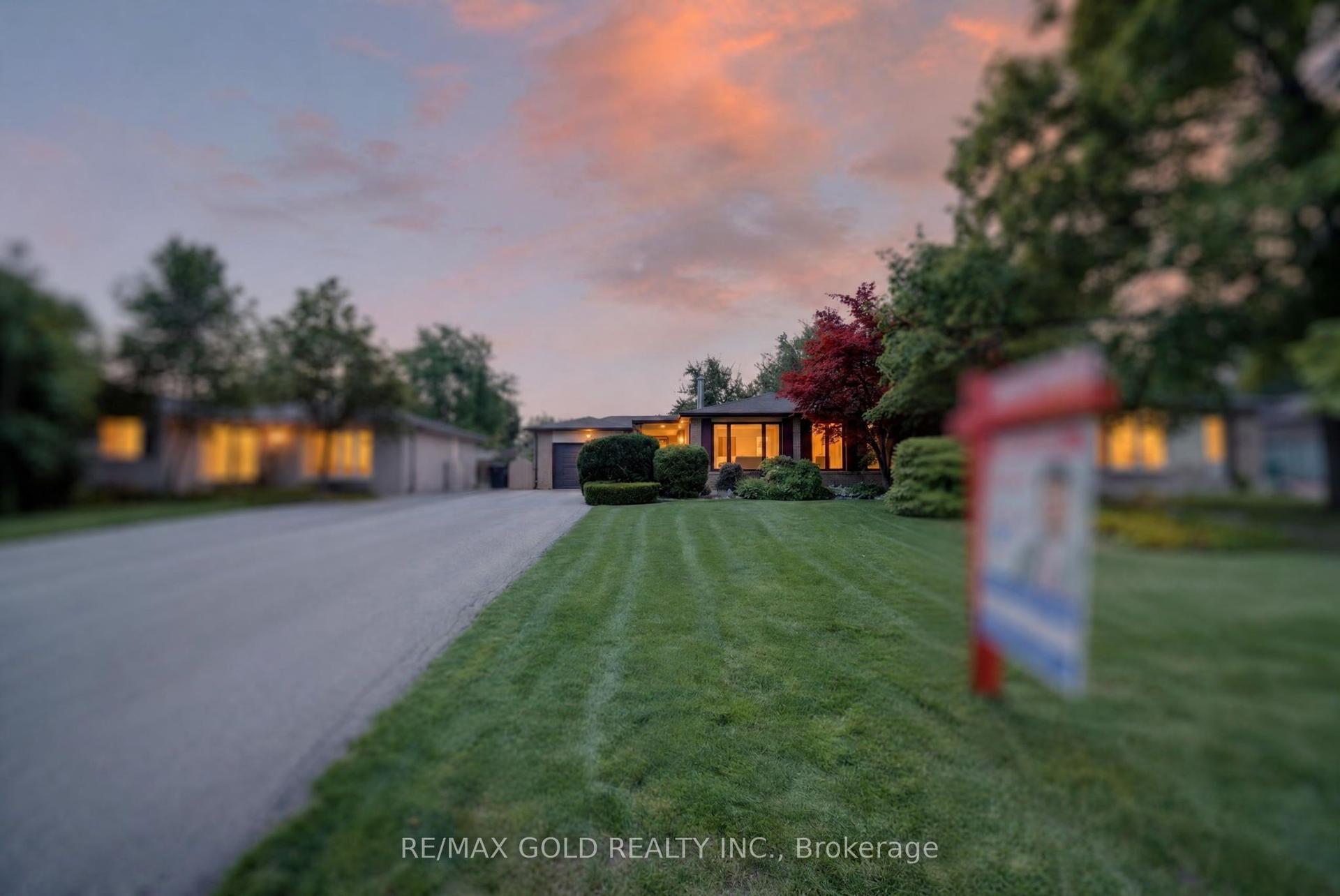 25 Drayton Crescent, Brampton — Detached for sale, photo 1