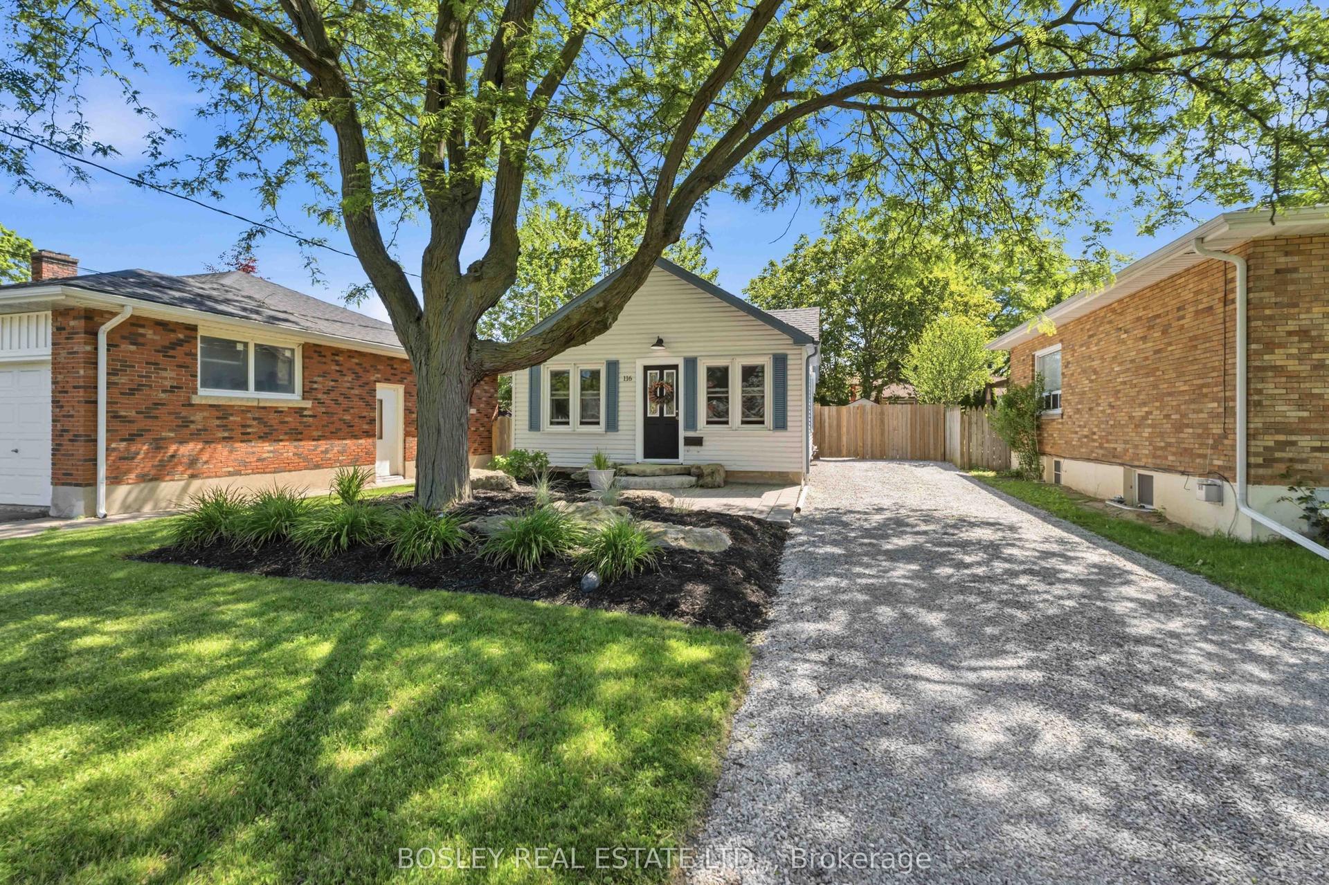 116 Haig Street — photo 1