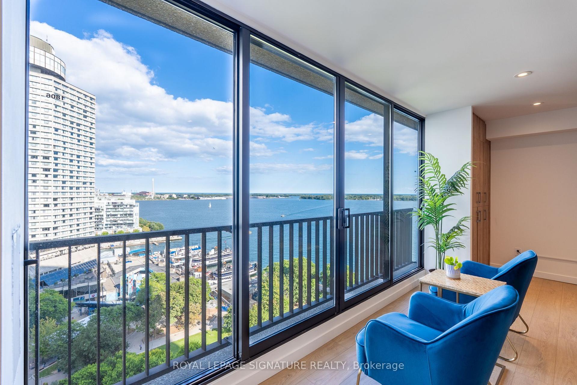 33 Harbour Square 1806 #1806, Toronto — Condo for sale, photo 1