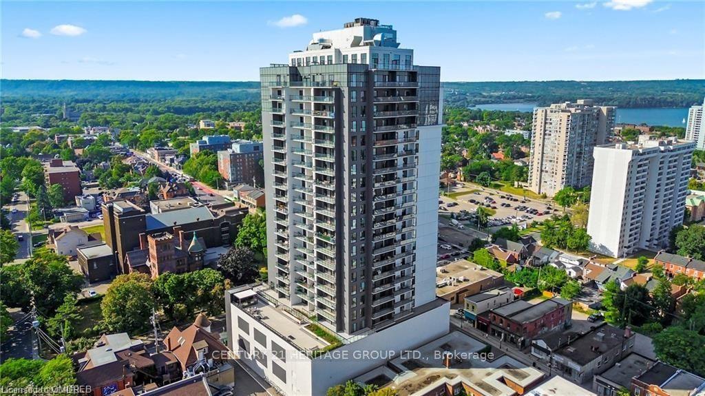 15 Queen Street S 2006 #2006, Hamilton — Condo for lease, photo 1