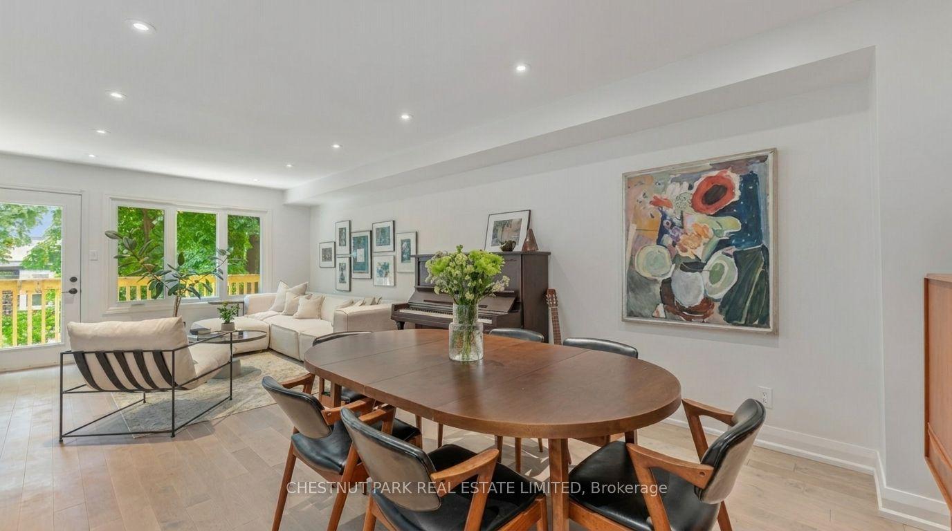 64 Curzon Street, Toronto — Townhouse for sale, photo 1