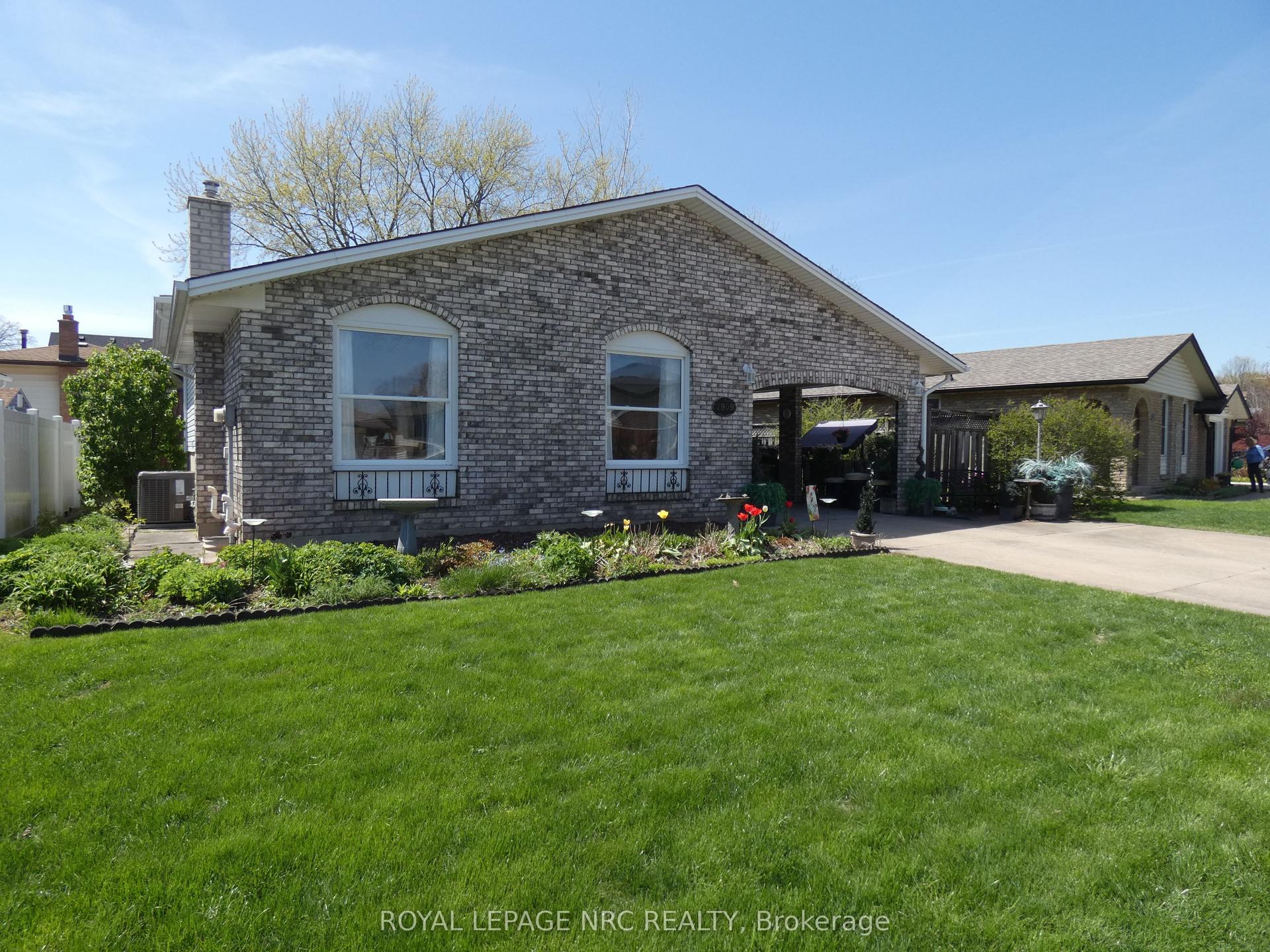 2909 HENLEY Avenue — photo 1