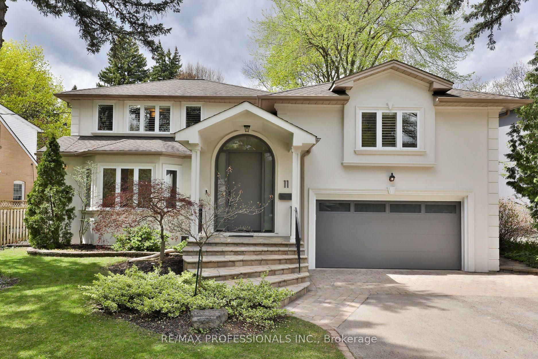 11 Cranleigh Court — photo 1