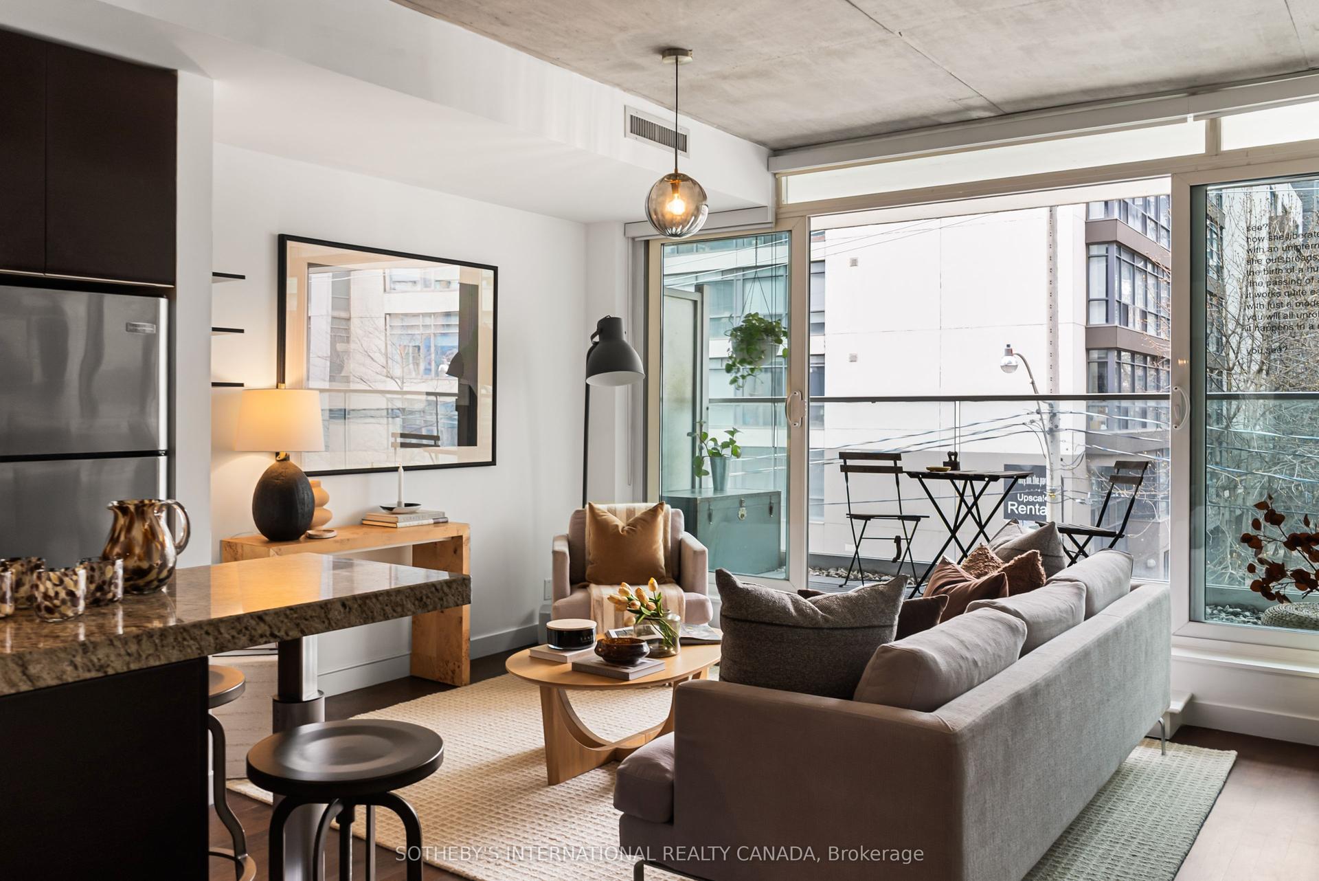 75 Portland Street 302 #302 — photo 1