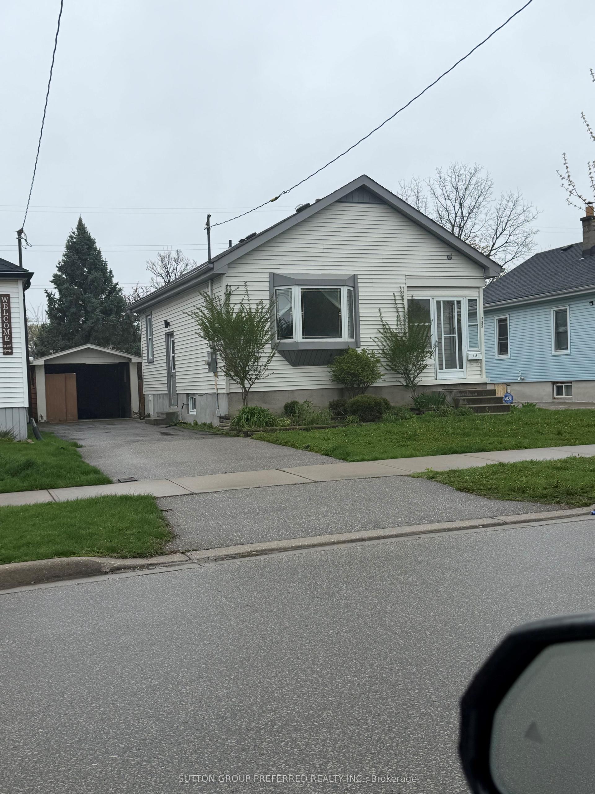 335 Vancouver Street — photo 1