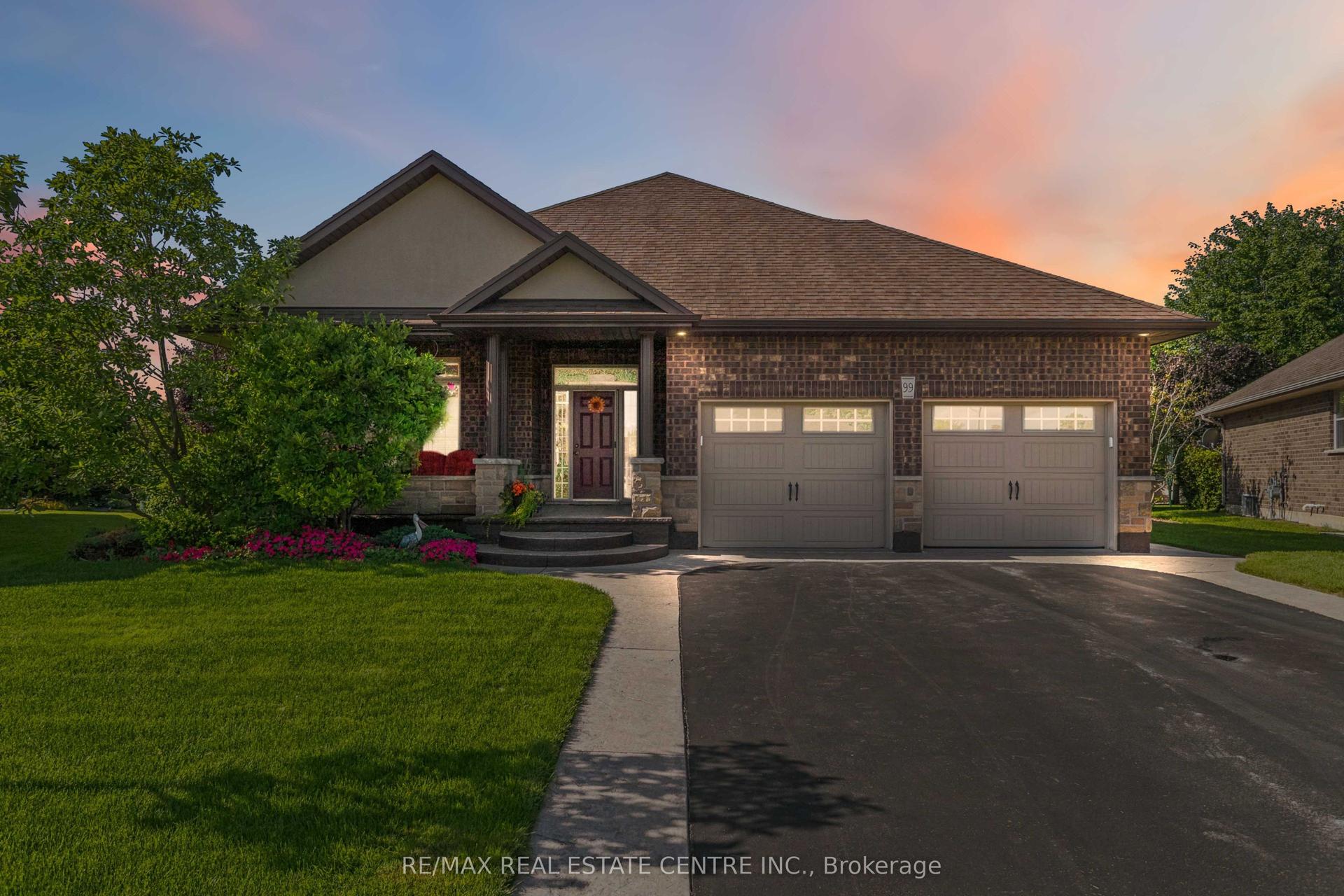 99 Magnolia Drive, Norfolk — Detached for sale, photo 1