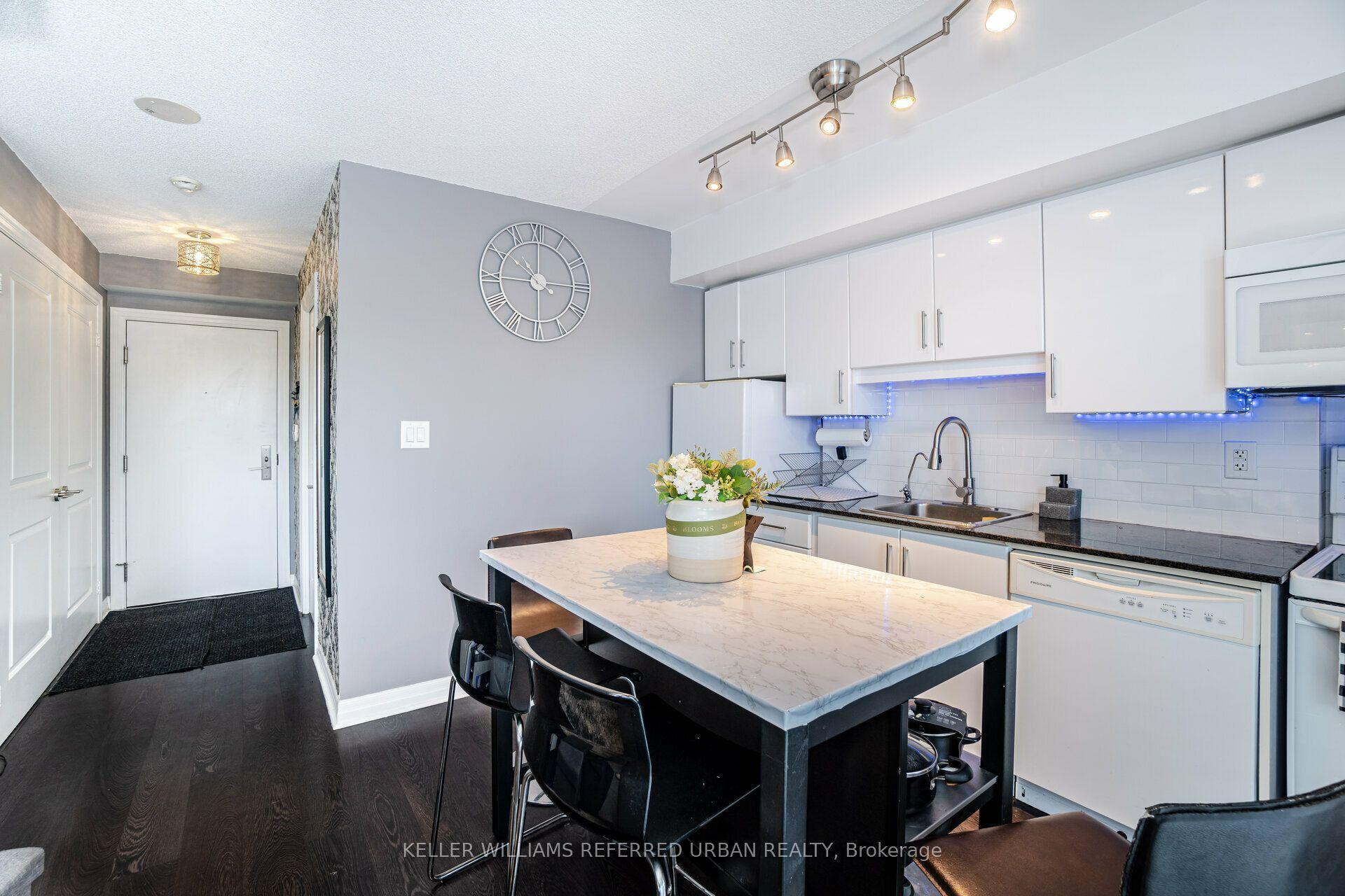 2035 Sheppard Avenue E 335 #335, Toronto — Condo for lease, photo 1