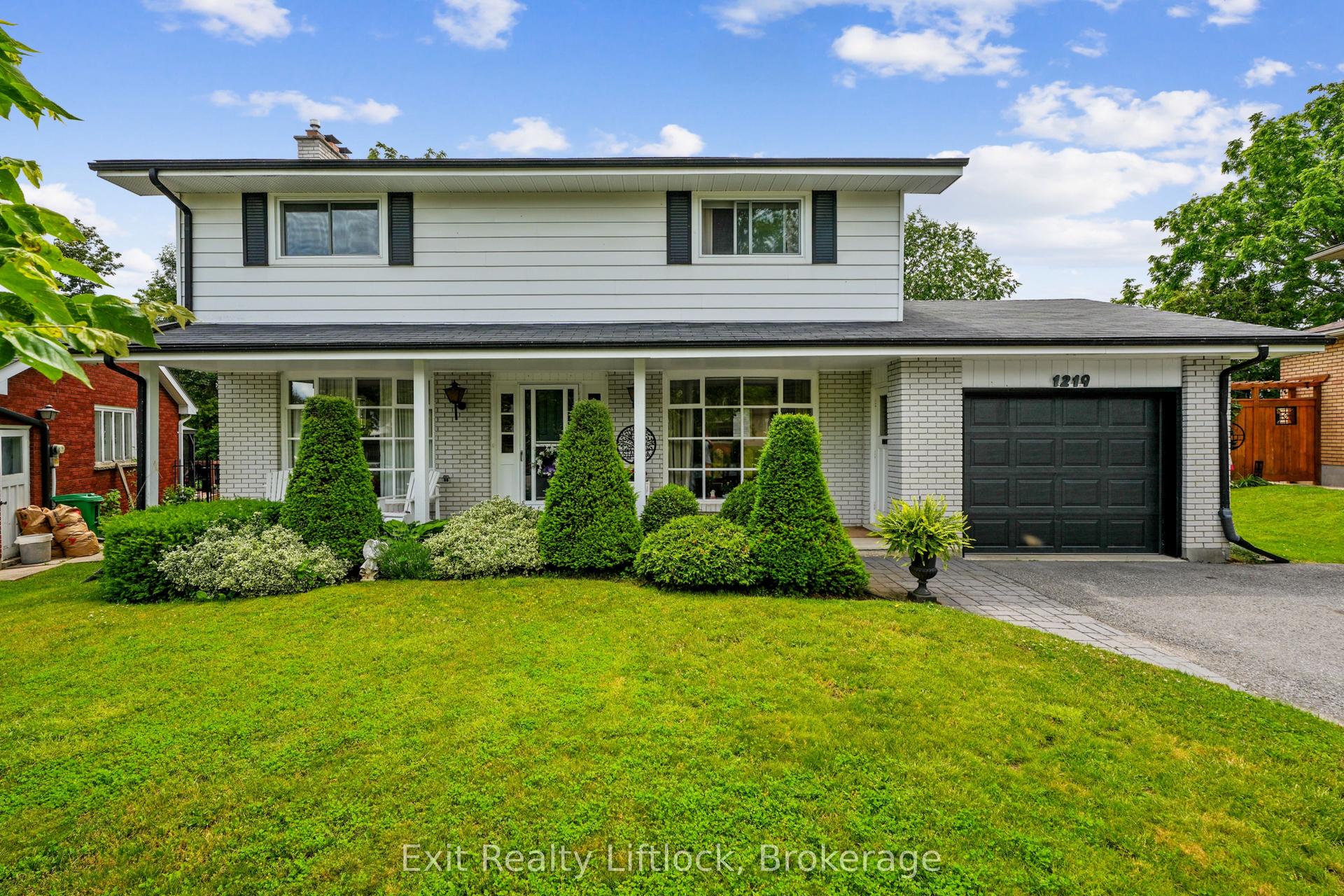 1219 Edmison Drive, Peterborough — Detached for sale, photo 1