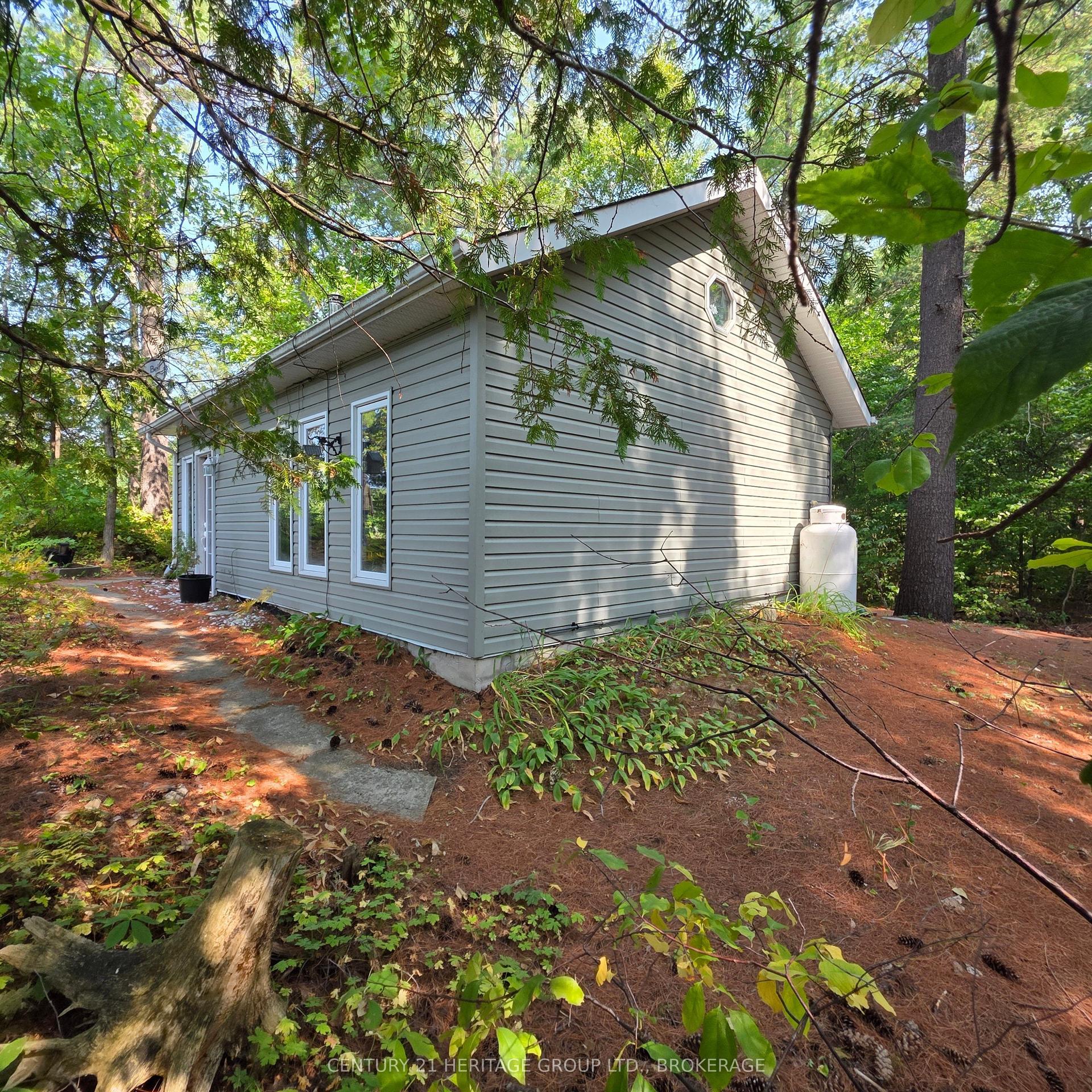1036A Twin Lake Lane, Frontenac — Detached for sale, photo 1