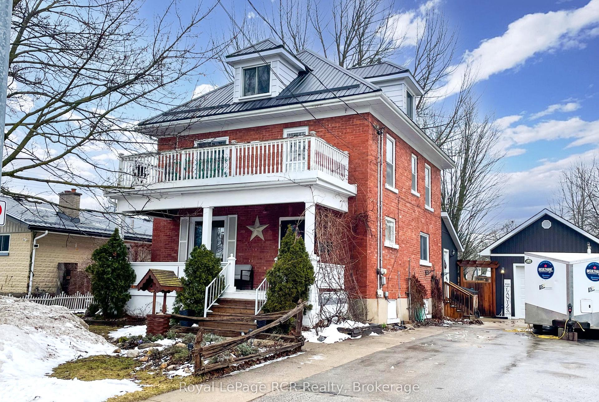 270 13th Street — photo 1