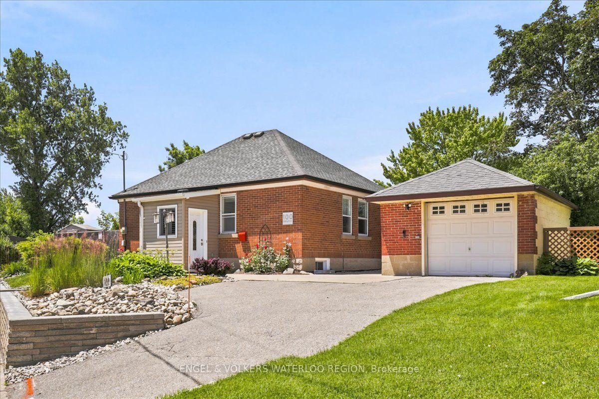 100 Stirling Avenue S — photo 1