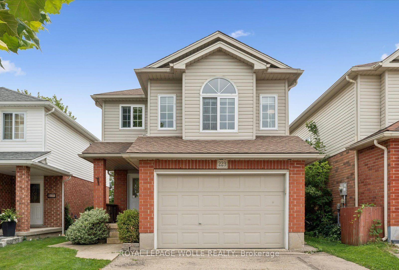 223 Hollyridge Crescent, Kitchener — Detached for sale, photo 1