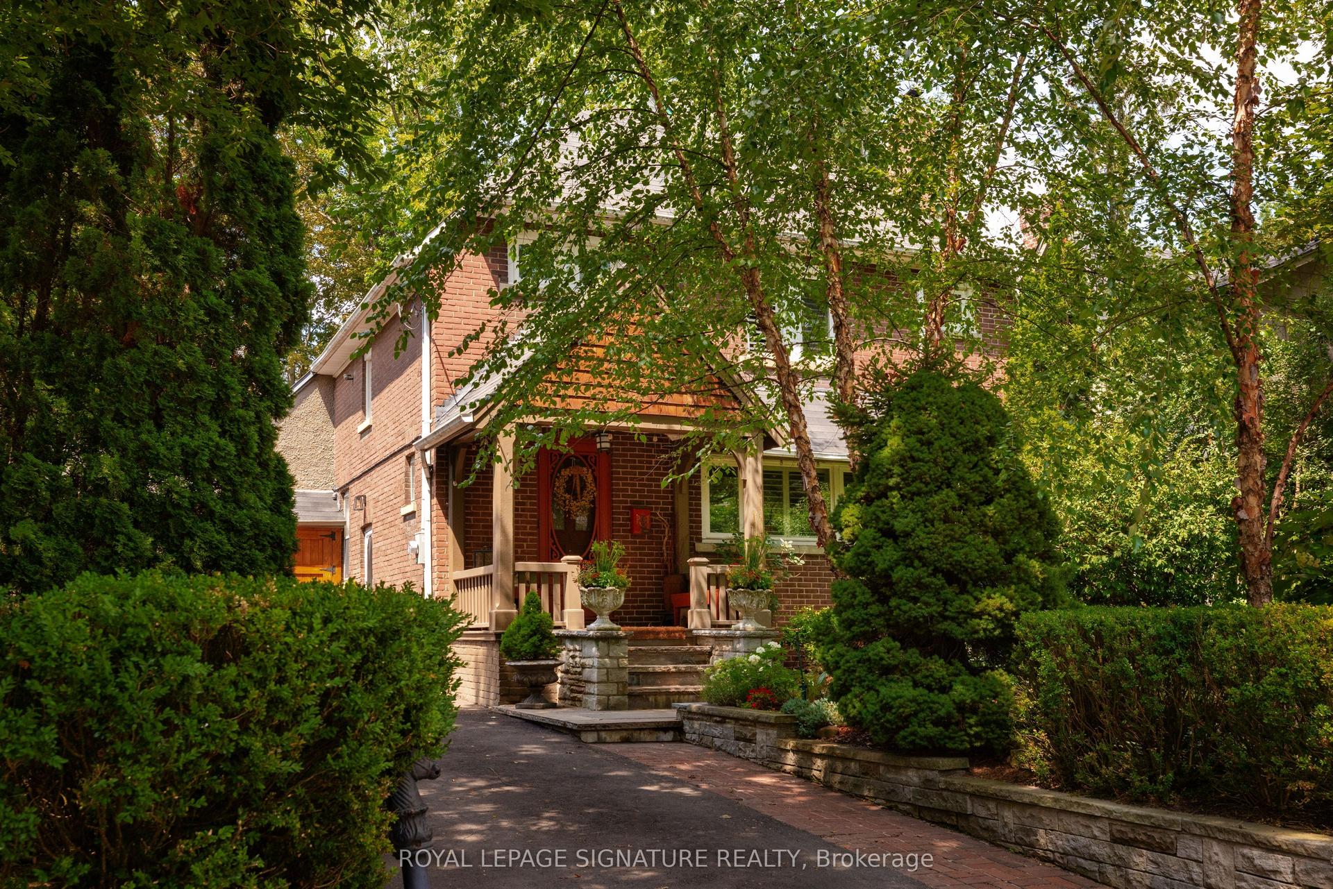 30 Kelsonia Avenue, Toronto — Detached for sale, photo 1