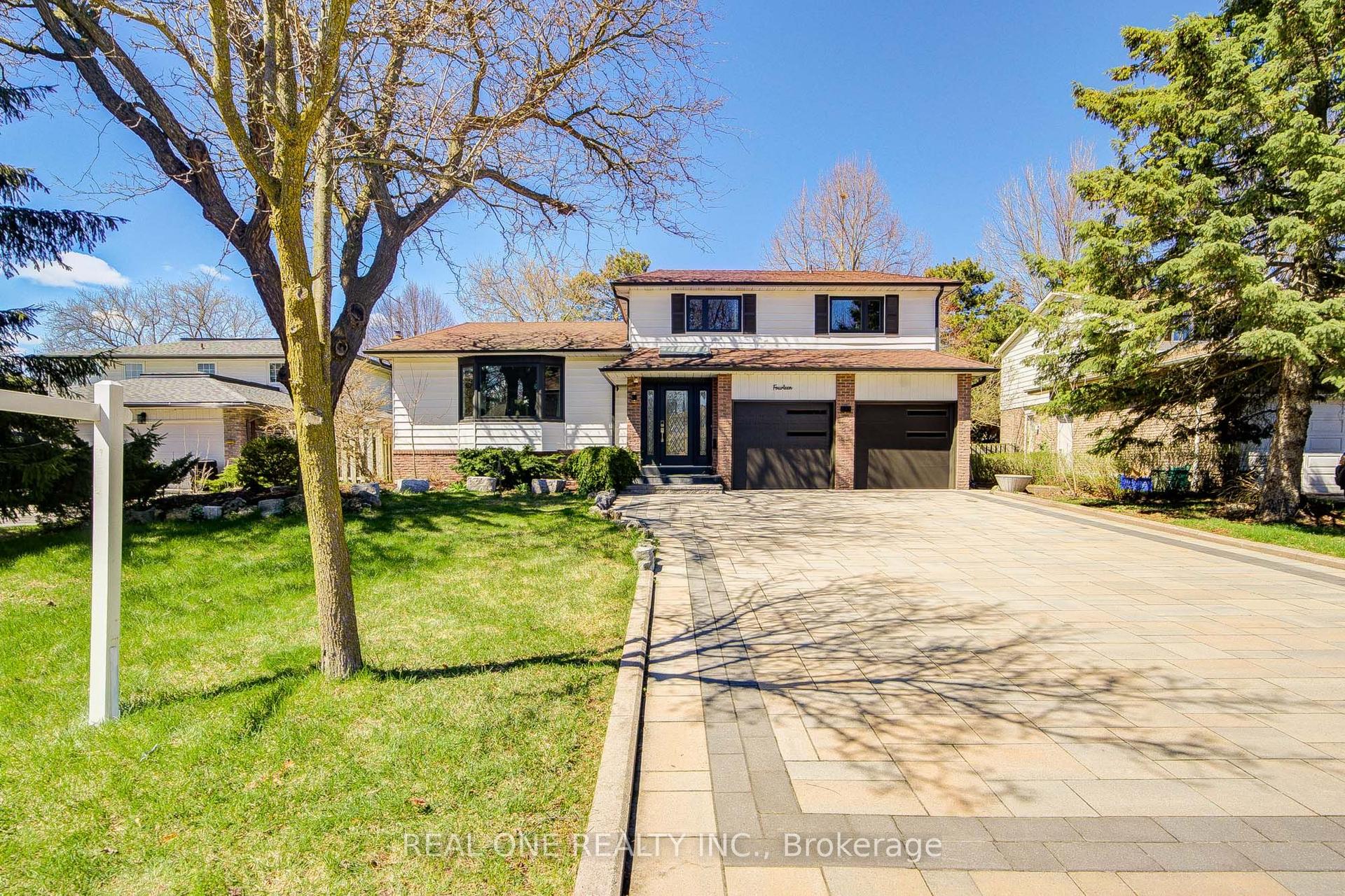 14 Brookfield Court — photo 1