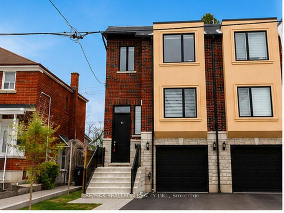 11 North Bonnington Avenue (Main Fl & 2nd Fl) #(Main Fl & 2nd Fl), Toronto — Semi-Detached for lease, photo 1
