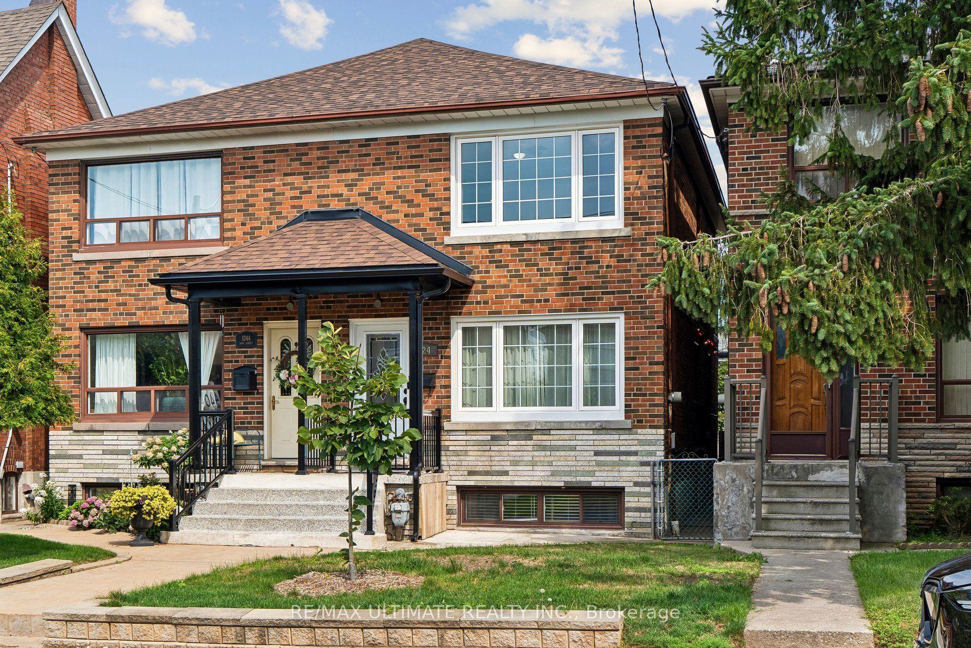 124 Hope Street, Toronto — Semi-Detached for sale, photo 1