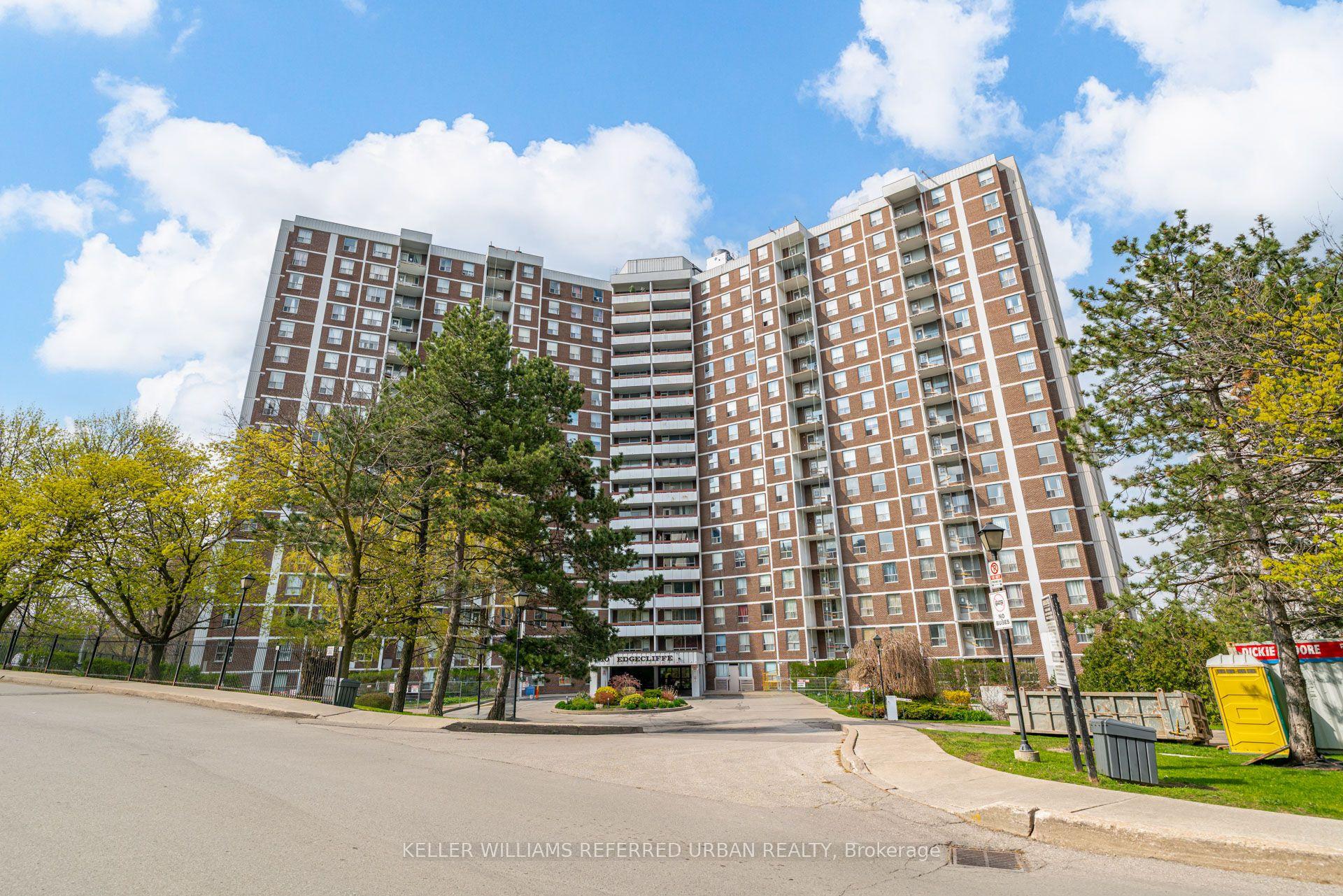 10 Edgecliff Golfway 1417 #1417 — photo 1