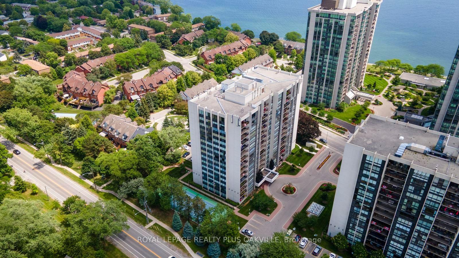 2175 Marine Drive 102 #102, Oakville — Condo for sale, photo 1