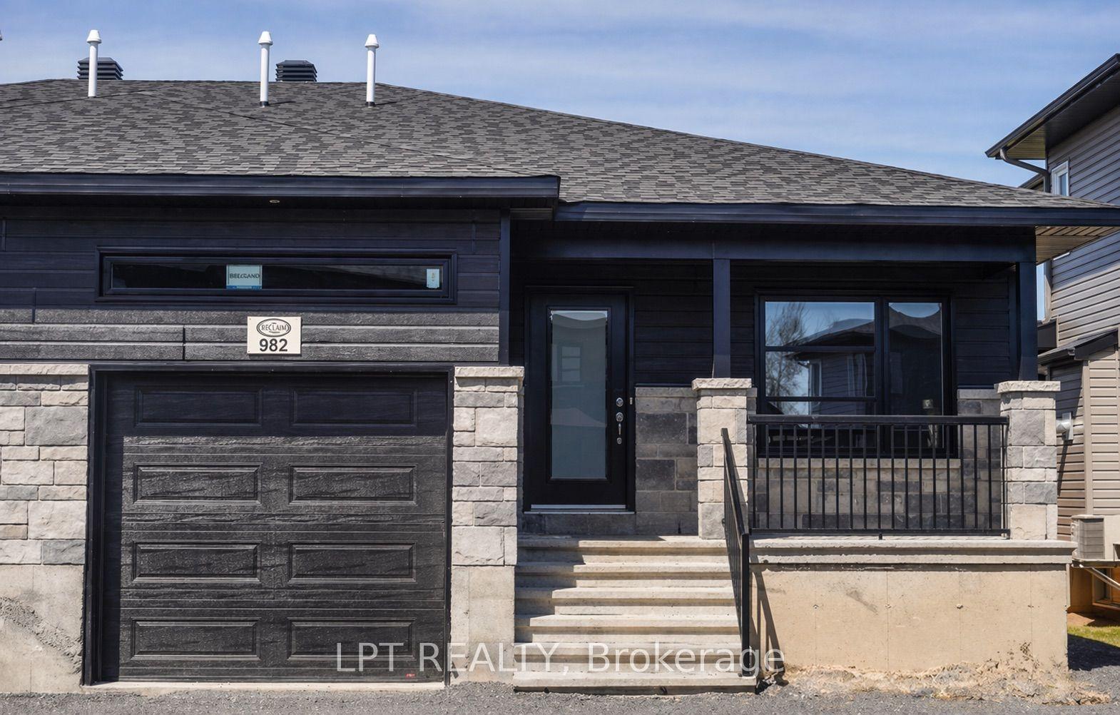 982 Katia Street UNIT B #UNIT B — photo 1