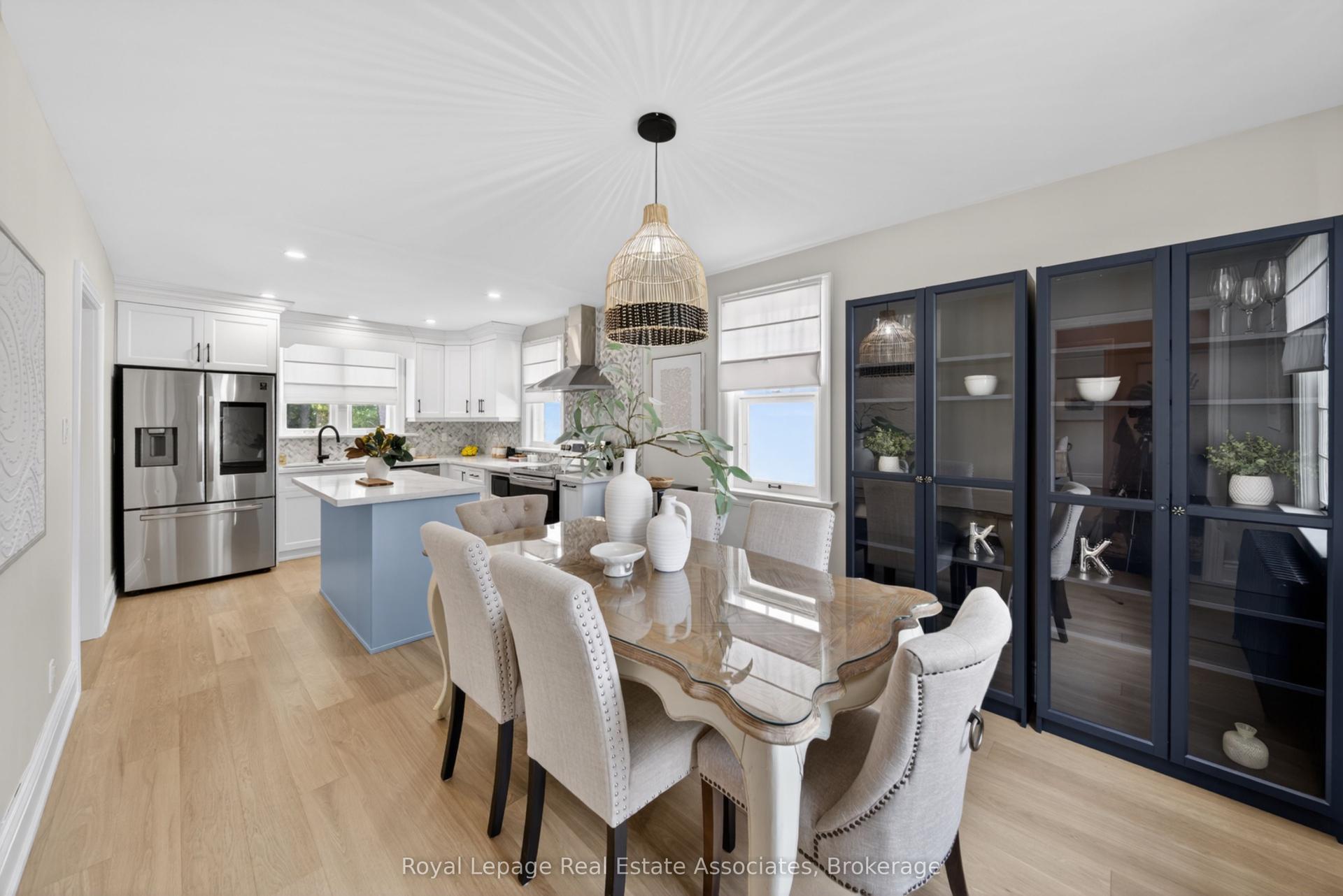24 Peel Avenue, Brampton — Detached for sale, photo 1