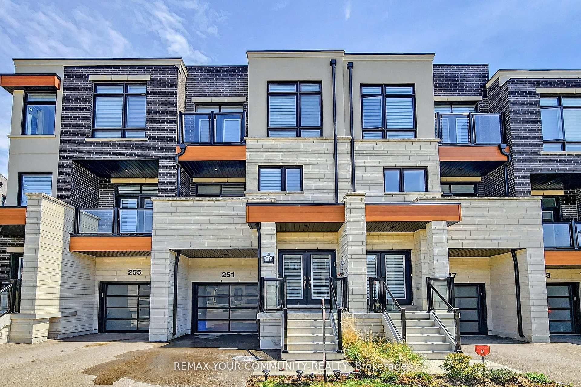 251 Thomas Cook Avenue — photo 1