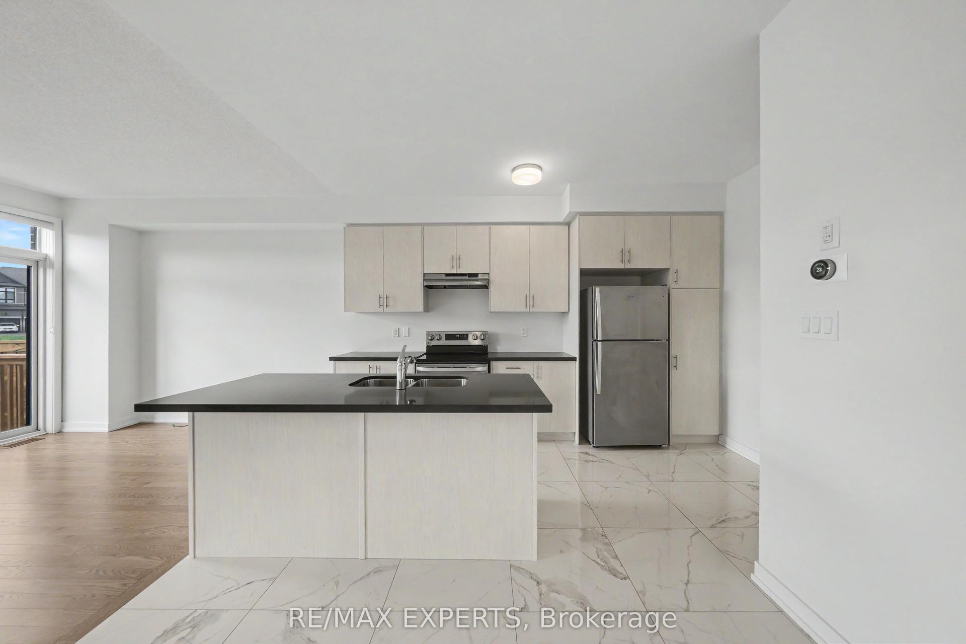 159 Haldimand Street, Vaughan — Townhouse for lease, photo 1