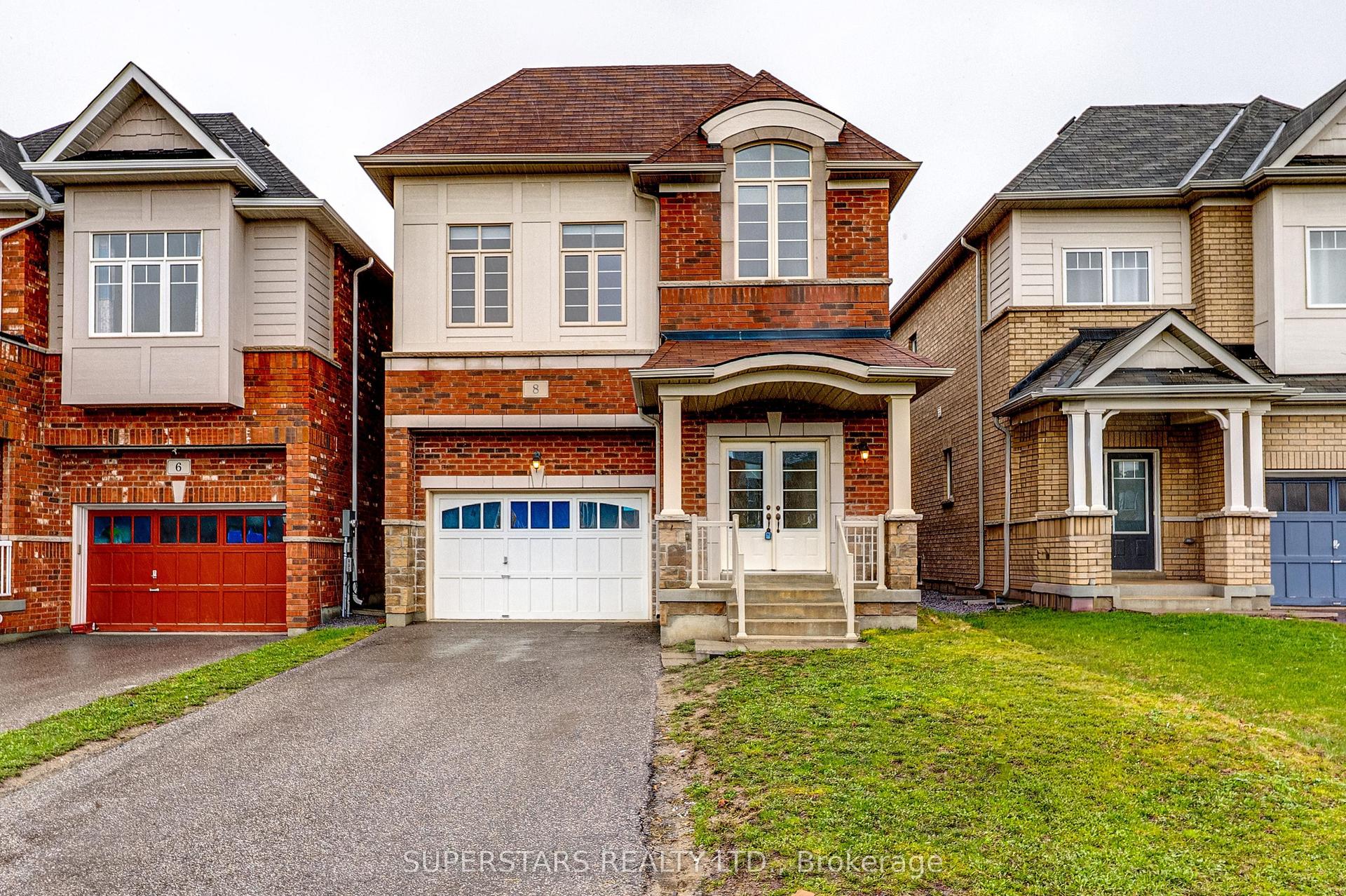 8 Kavanagh Avenue, East Gwillimbury — Detached for sale, photo 1