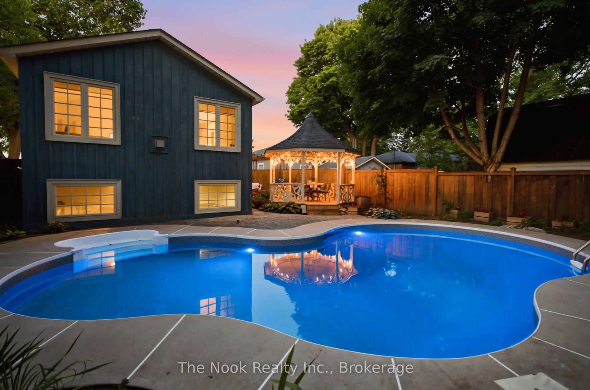 400 Byron Street S, Whitby — Detached for sale, photo 1