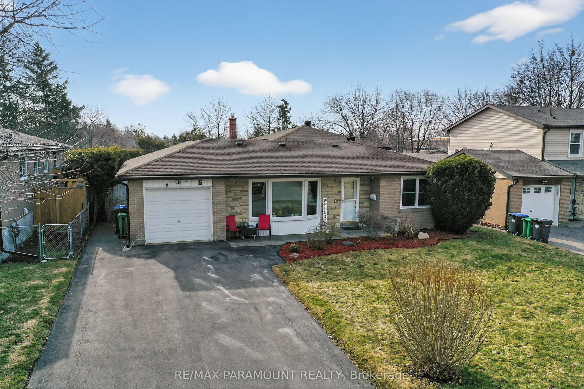 5 Cavendish Crescent — photo 1