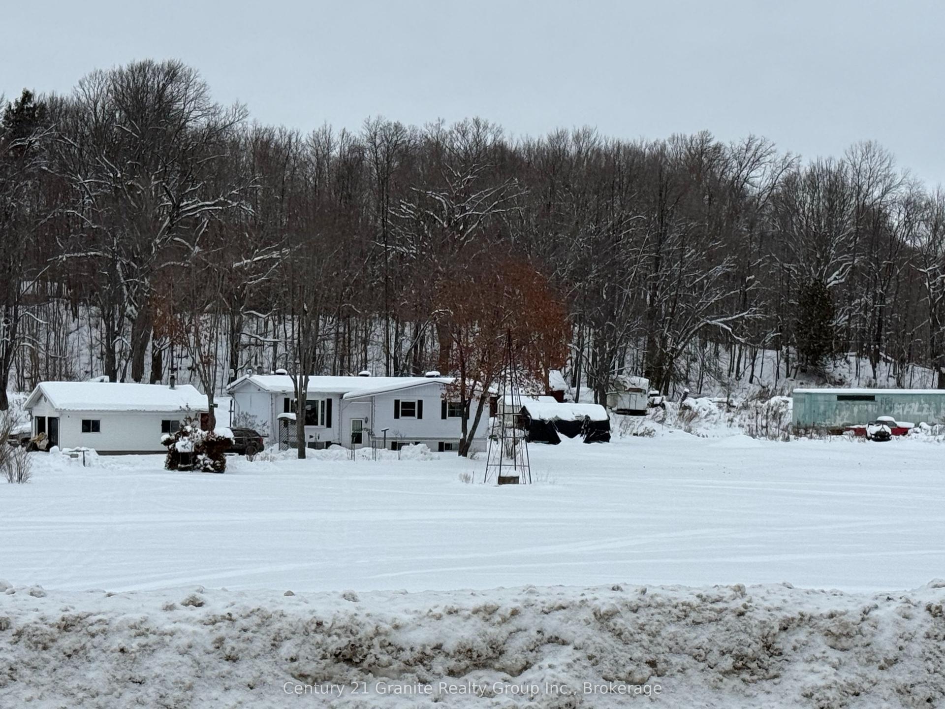 1028 Crabbe Lane — photo 1