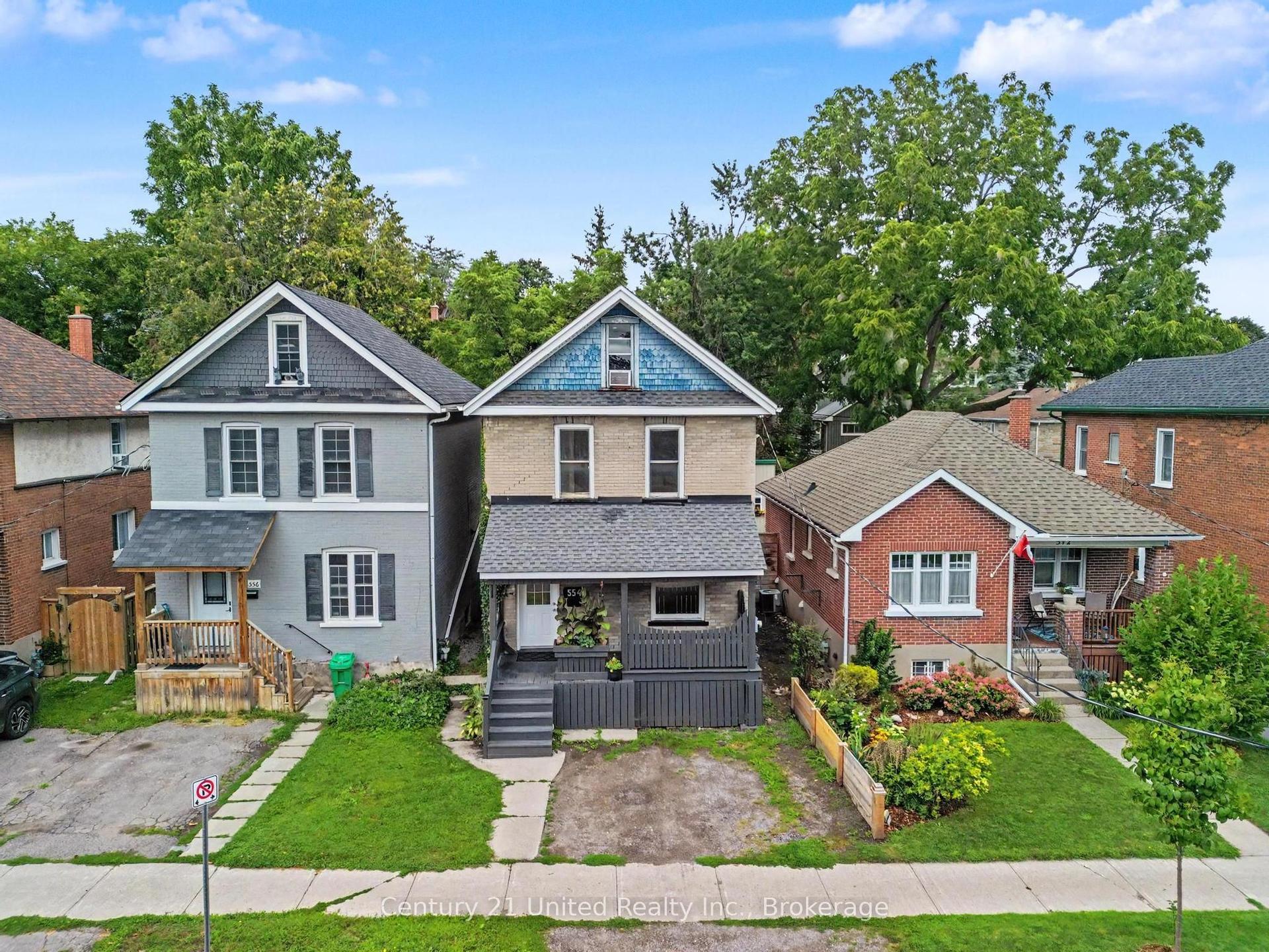 554 Sherbrooke Street, Peterborough — Detached for sale, photo 1