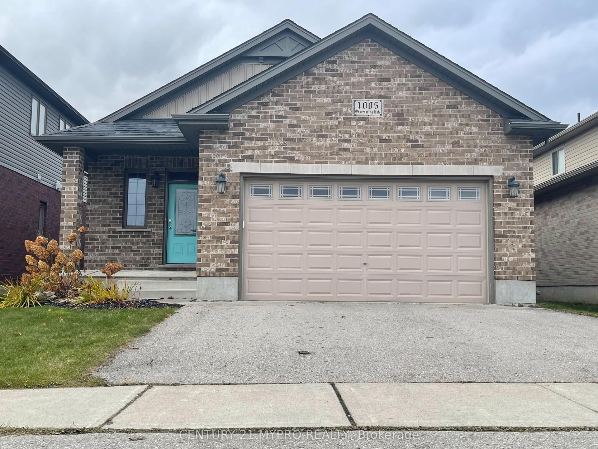 1005 Oakcrossing Gate, London North — Detached for lease, photo 1