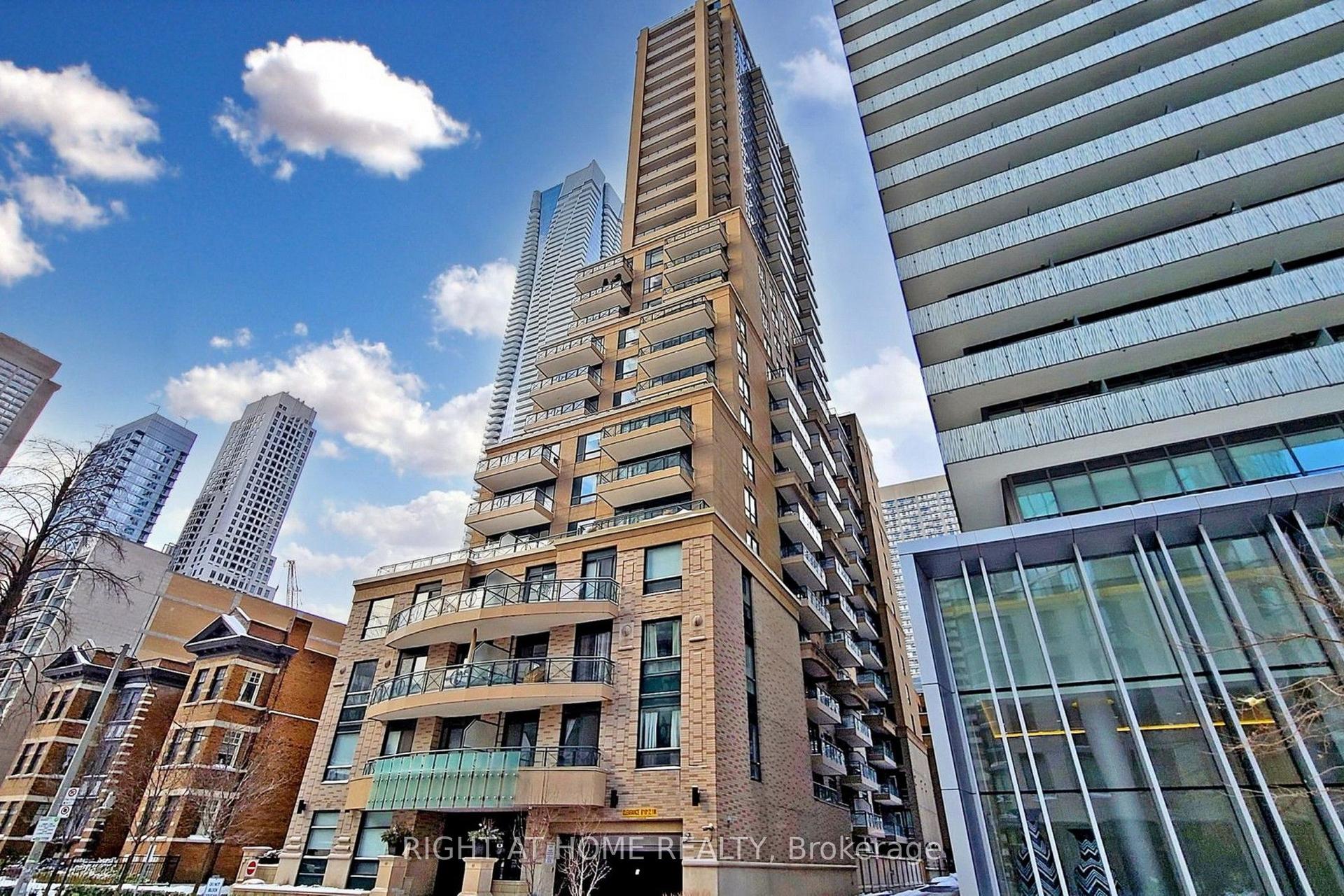 35 Hayden Street 511 #511, Toronto — Condo for lease, photo 1