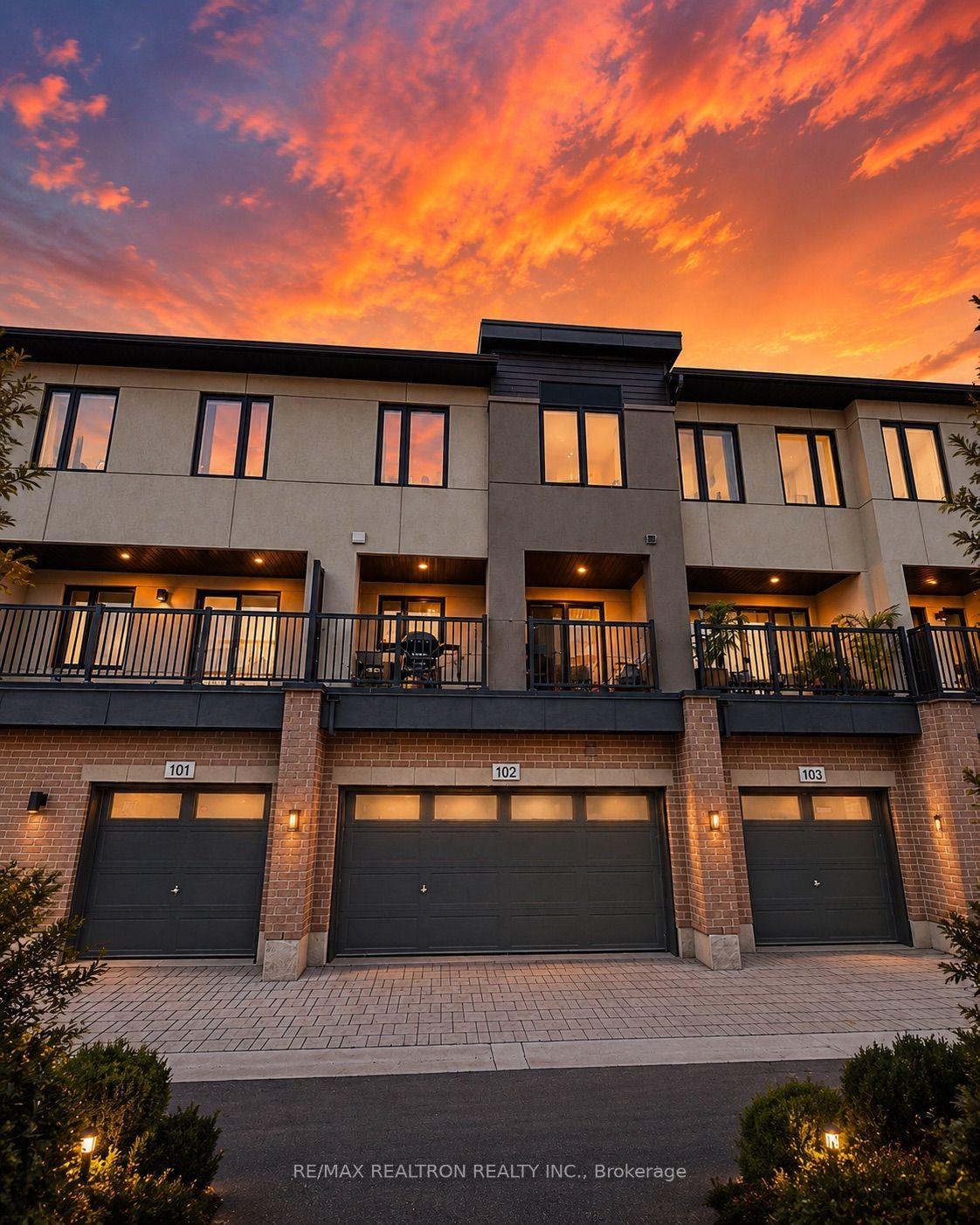 1695 Dersan Street 102 #102, Pickering — Townhouse for lease, photo 1