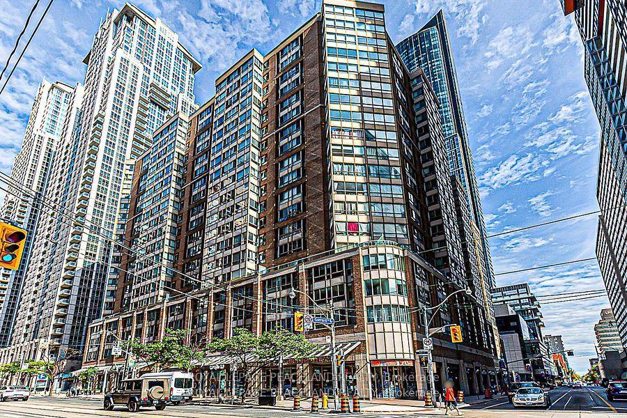 717 Bay Street 1307 #1307 — photo 1