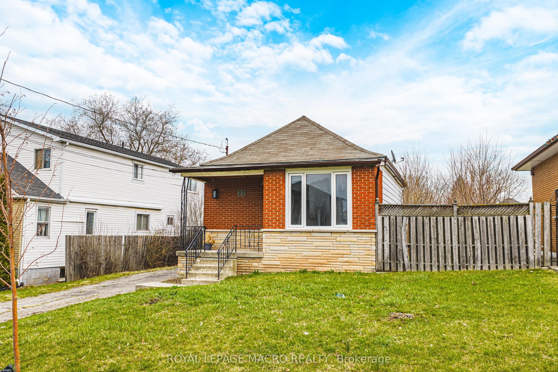 22 Worsley Road, Hamilton — Detached for sale, photo 1