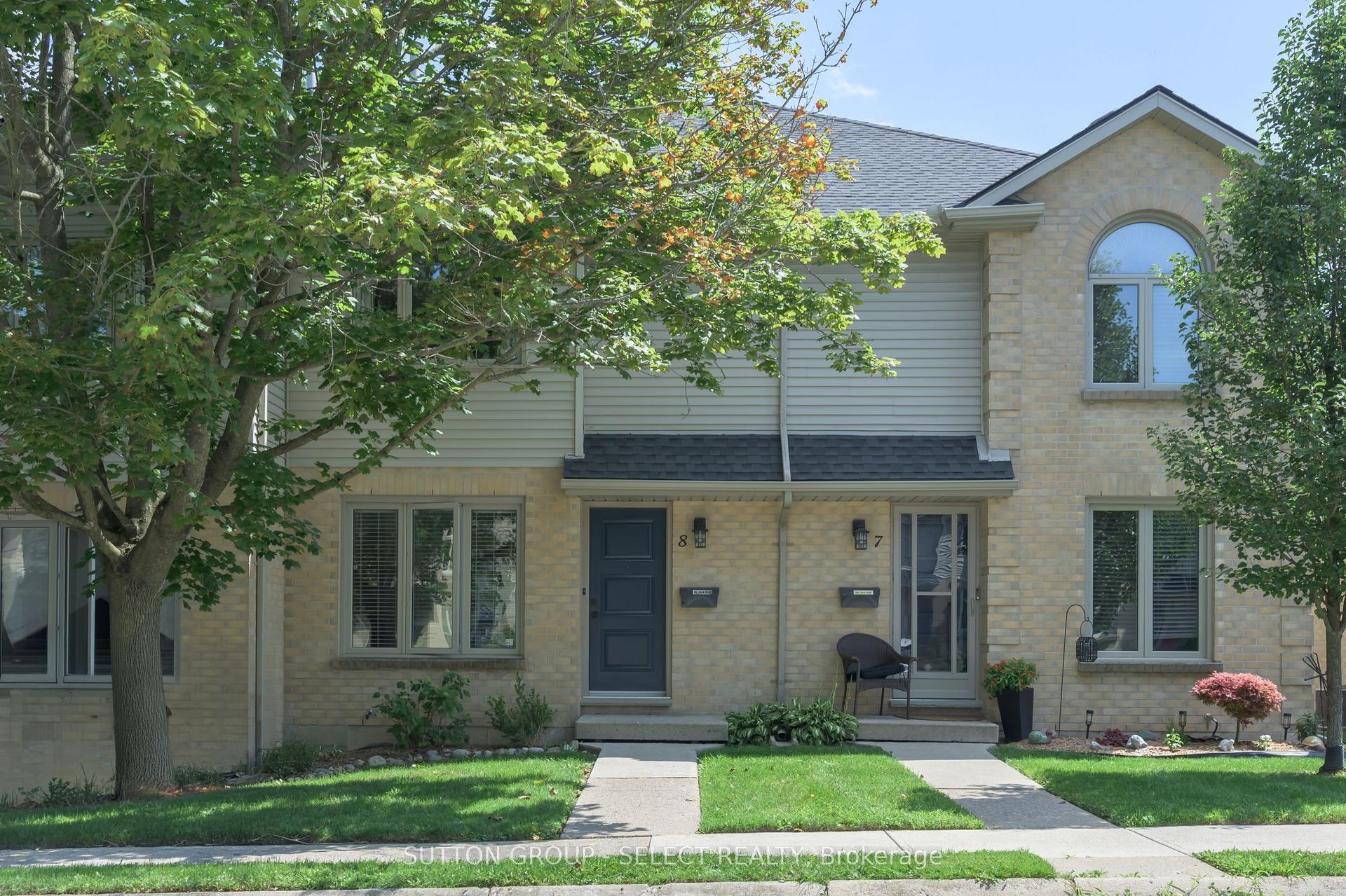 925 Lawson Road 8 #8, London North — Condo Town for sale, photo 1