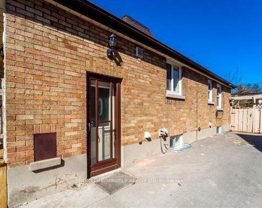 97 Central Park Boulevard N Basement Unit #Basement Unit, Oshawa — Detached for lease, photo 1