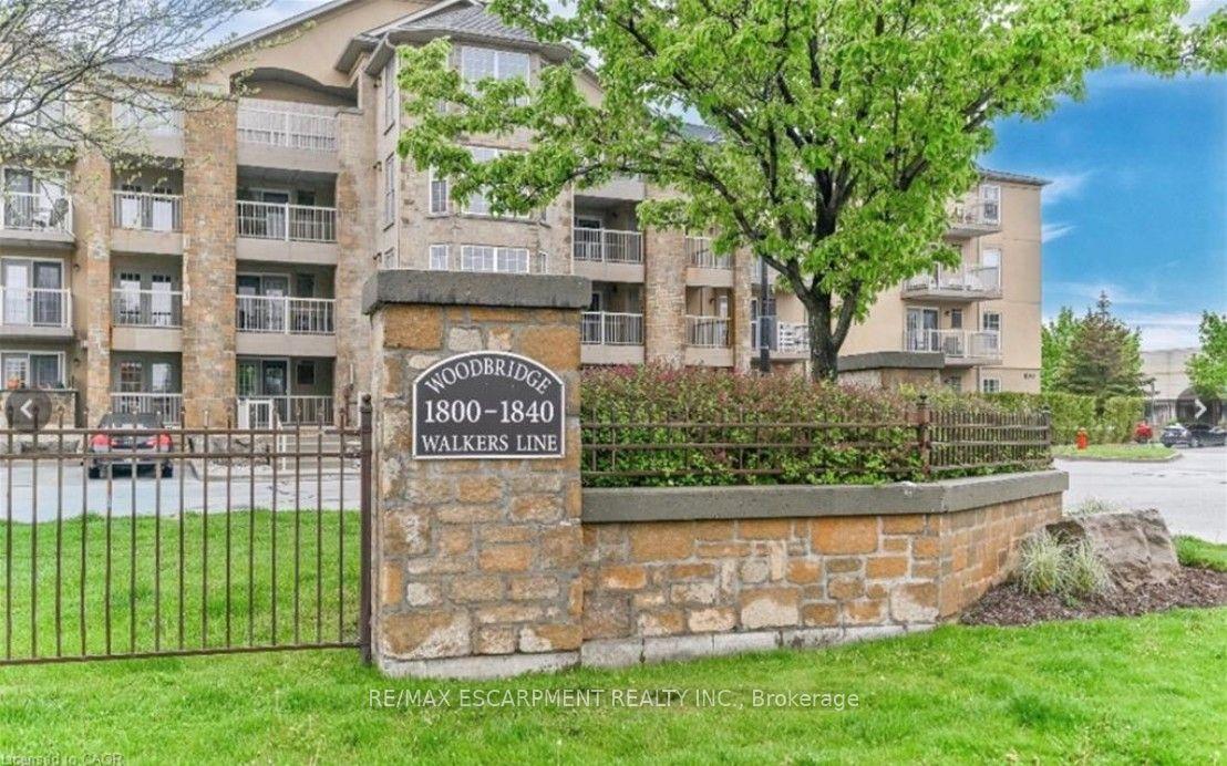 1830 Walkers Line 401 #401 — photo 1