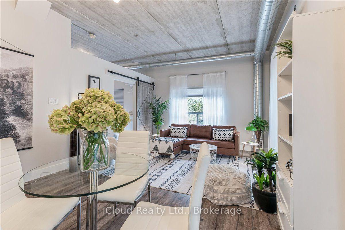 15 Devitt Avenue S 104 #104 — photo 1