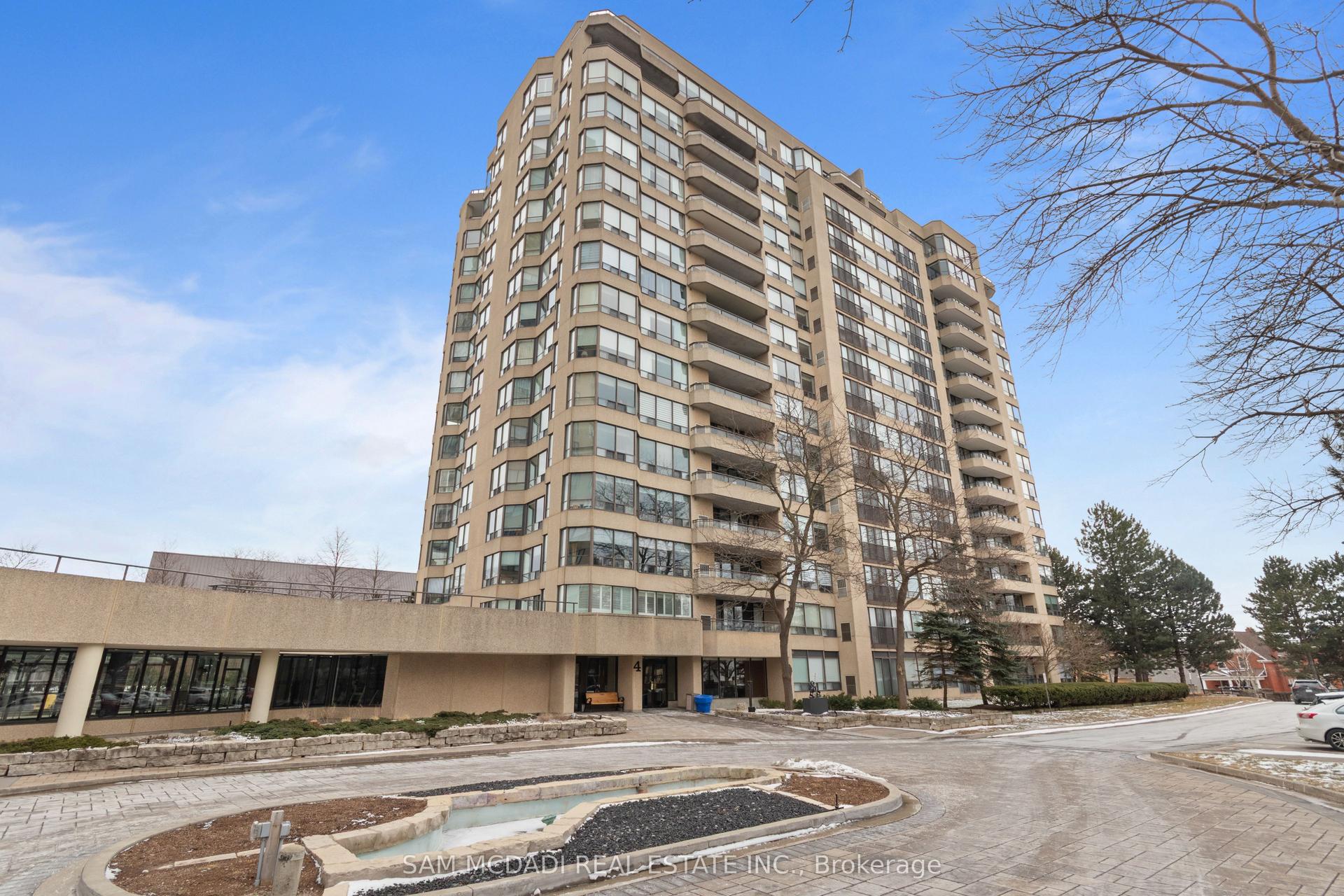 4 Willow Street 807 #807, Waterloo — Condo for sale, photo 1