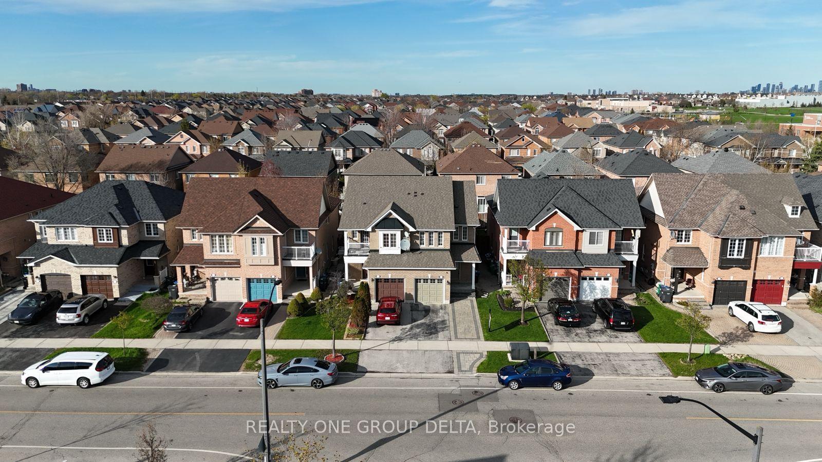 5897 Churchill Meadows Boulevard — photo 1