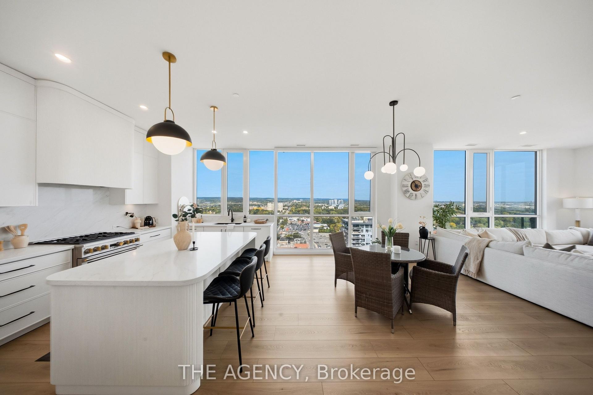2007 James Street 2201 #2201, Burlington — Condo for lease, photo 1