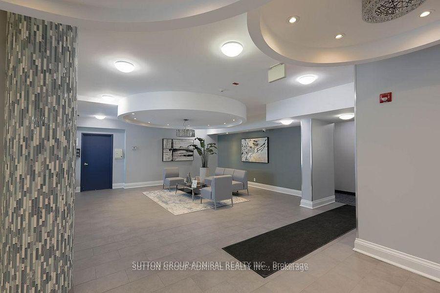 60 Fairfax Crescent 409 #409, Toronto — Condo for sale, photo 1