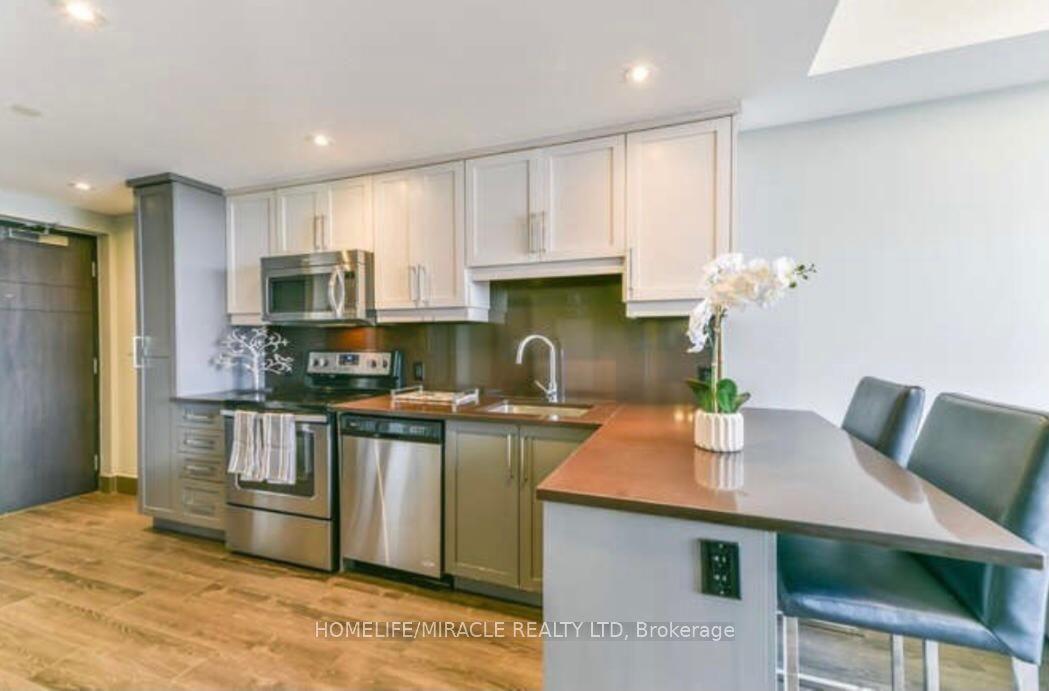 330 Phillip Street N-808 #N-808 — photo 1