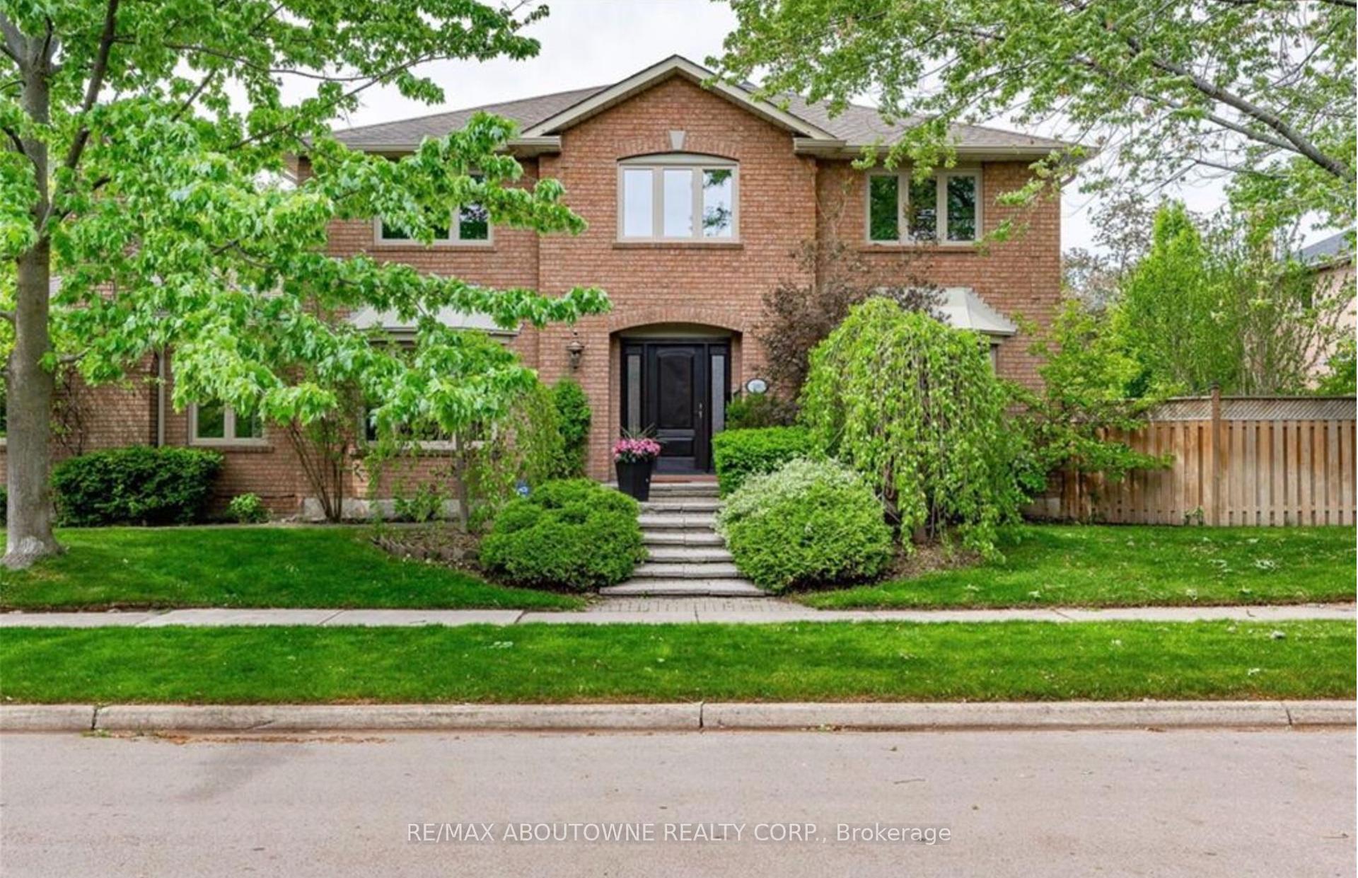 500 Blenheim Crescent, Oakville — Detached for sale, photo 1