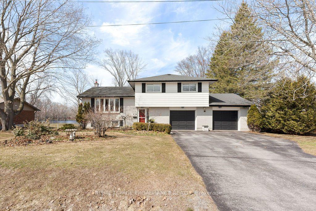 38 Greenfield Park — photo 1