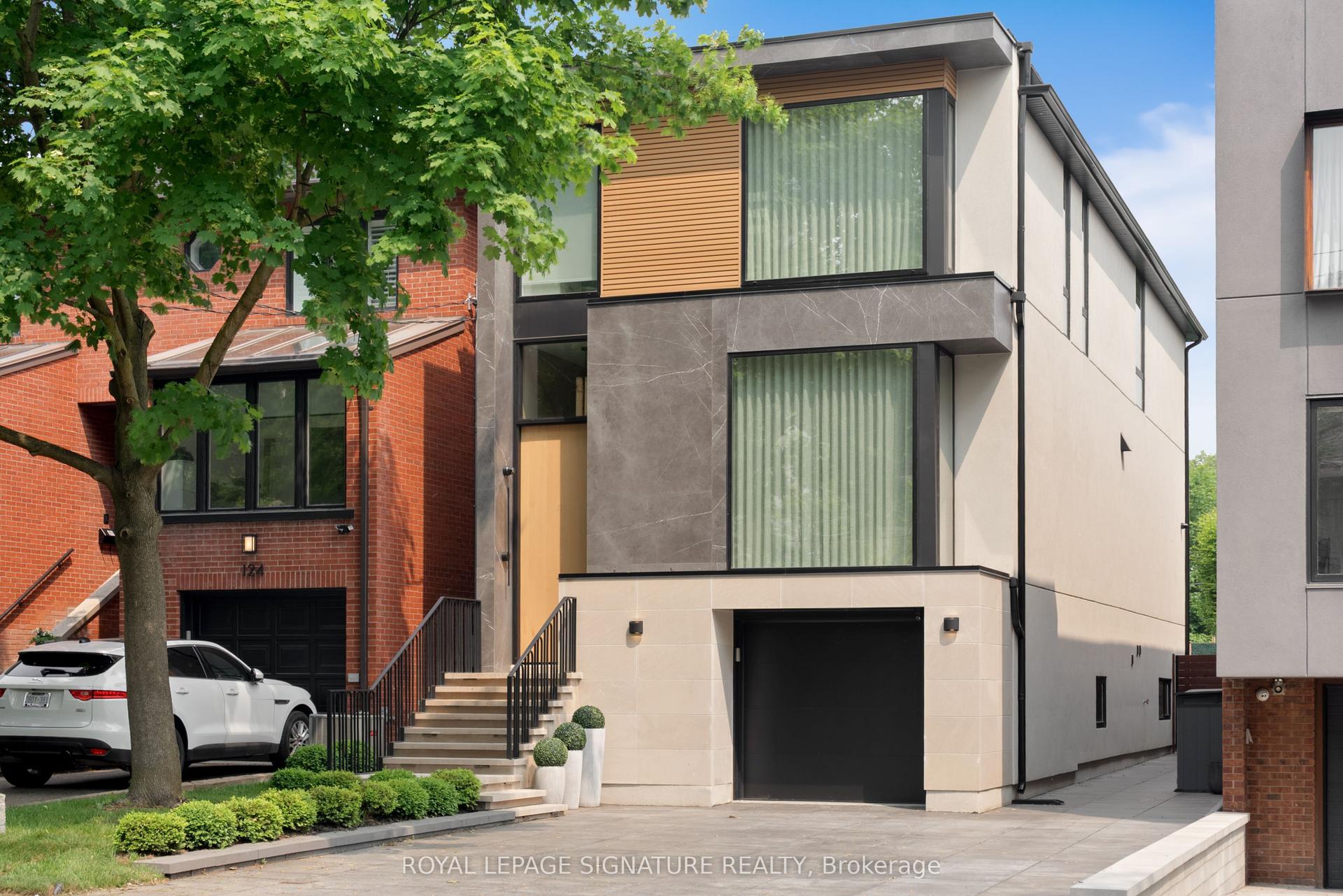 126 Sherwood Avenue — photo 1
